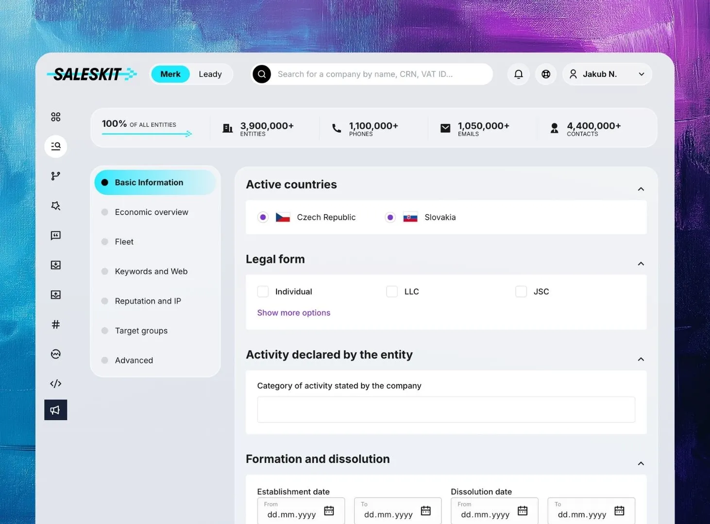 Saleskit allows you to easily identify companies by industry, size, fleet, or region and target only those that make sense.