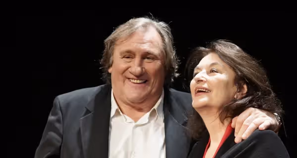 Actors smiling together at Festival di Spoleto performing arts event