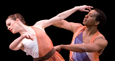 Festival di Spoleto dancers perform dynamic contemporary ballet duet