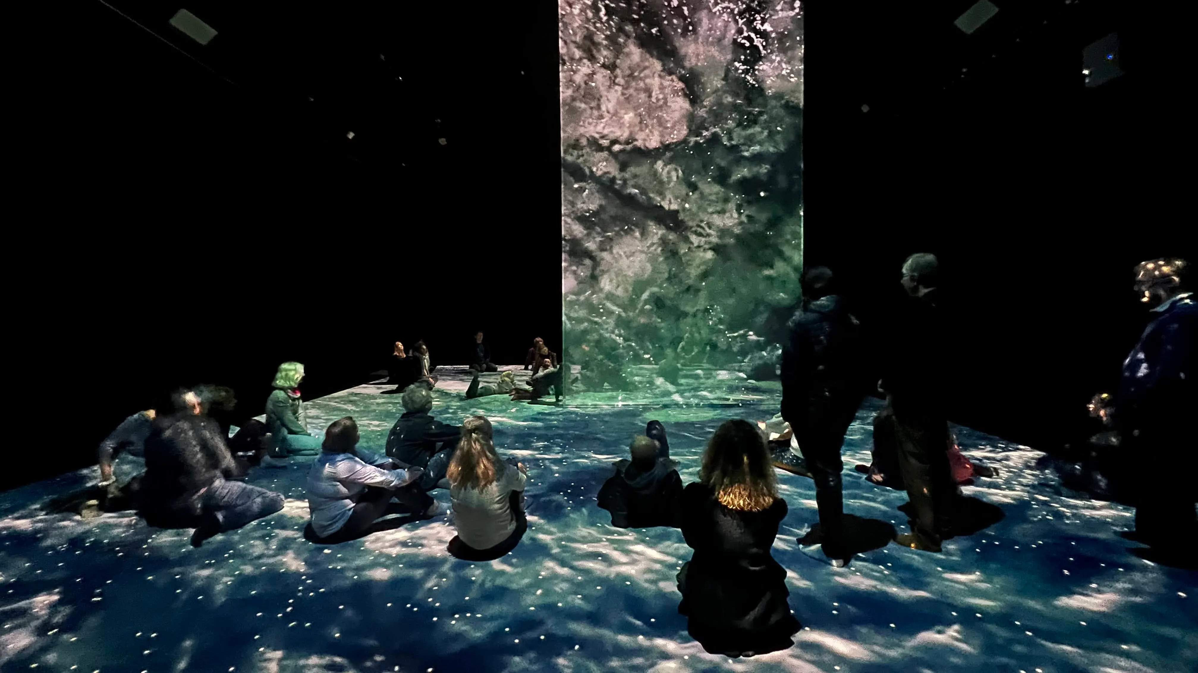 Video Festival di Spoleto immersive performance with audience on starry projected floor