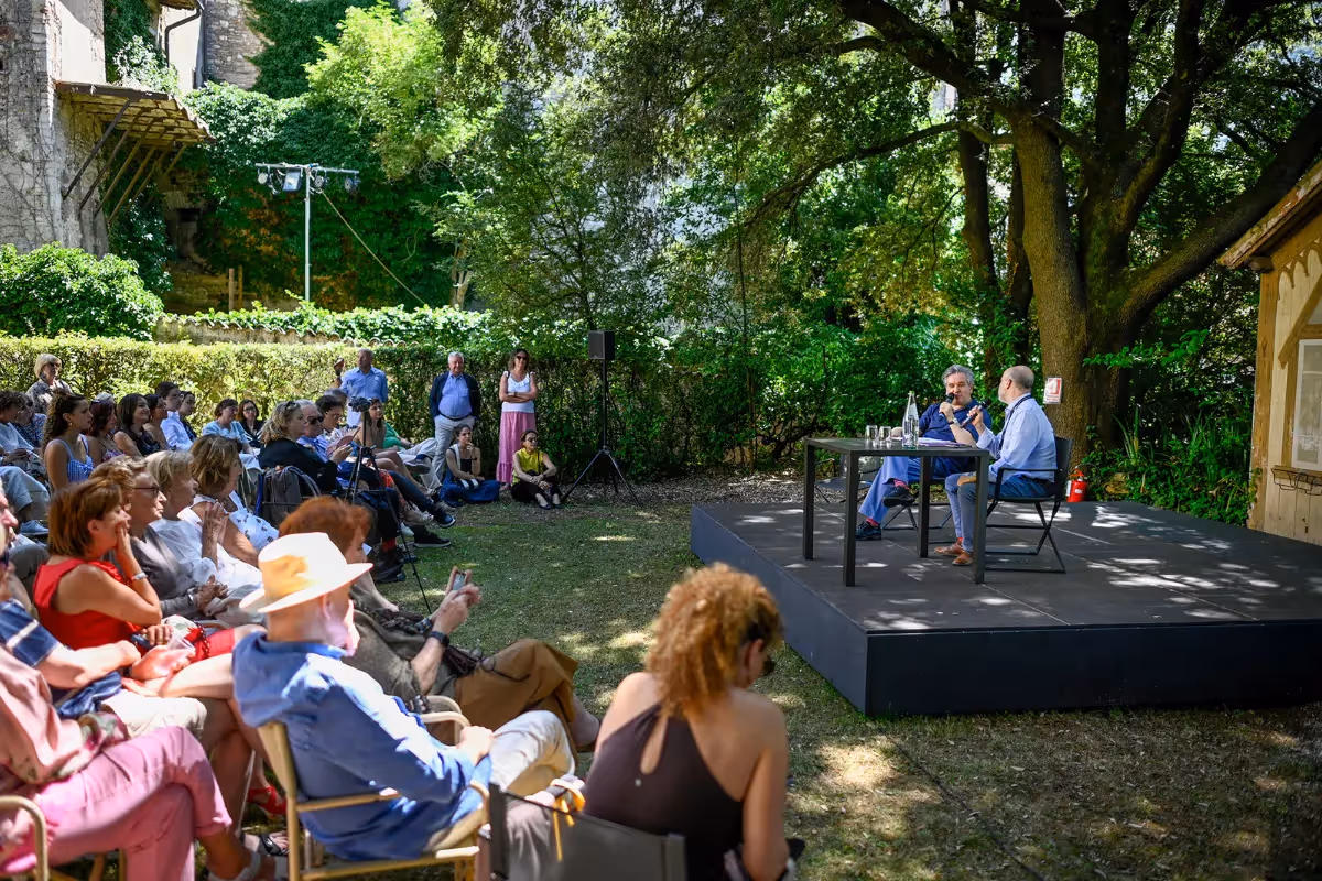 Video Festival di Spoleto: incontro letterario all'aperto tra natura e cultura