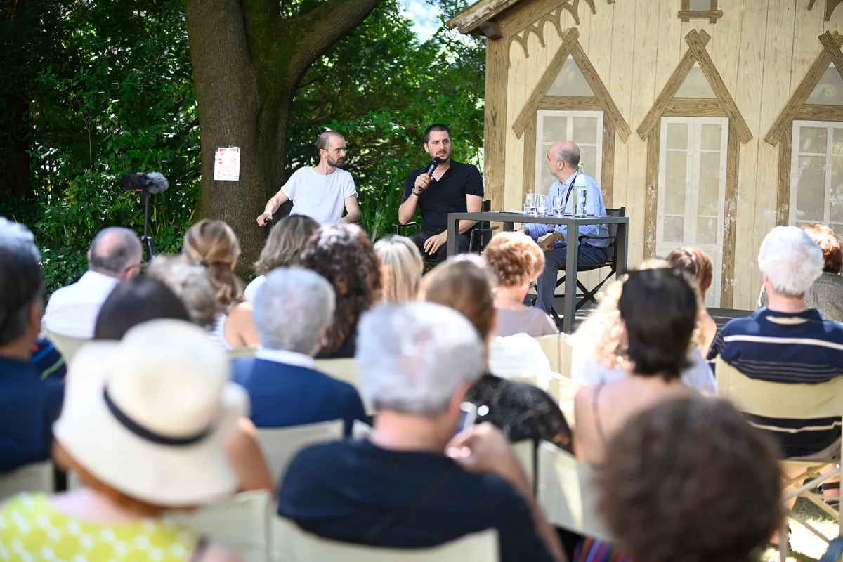 Video Festival di Spoleto: incontro culturale all'aperto con relatori e pubblico