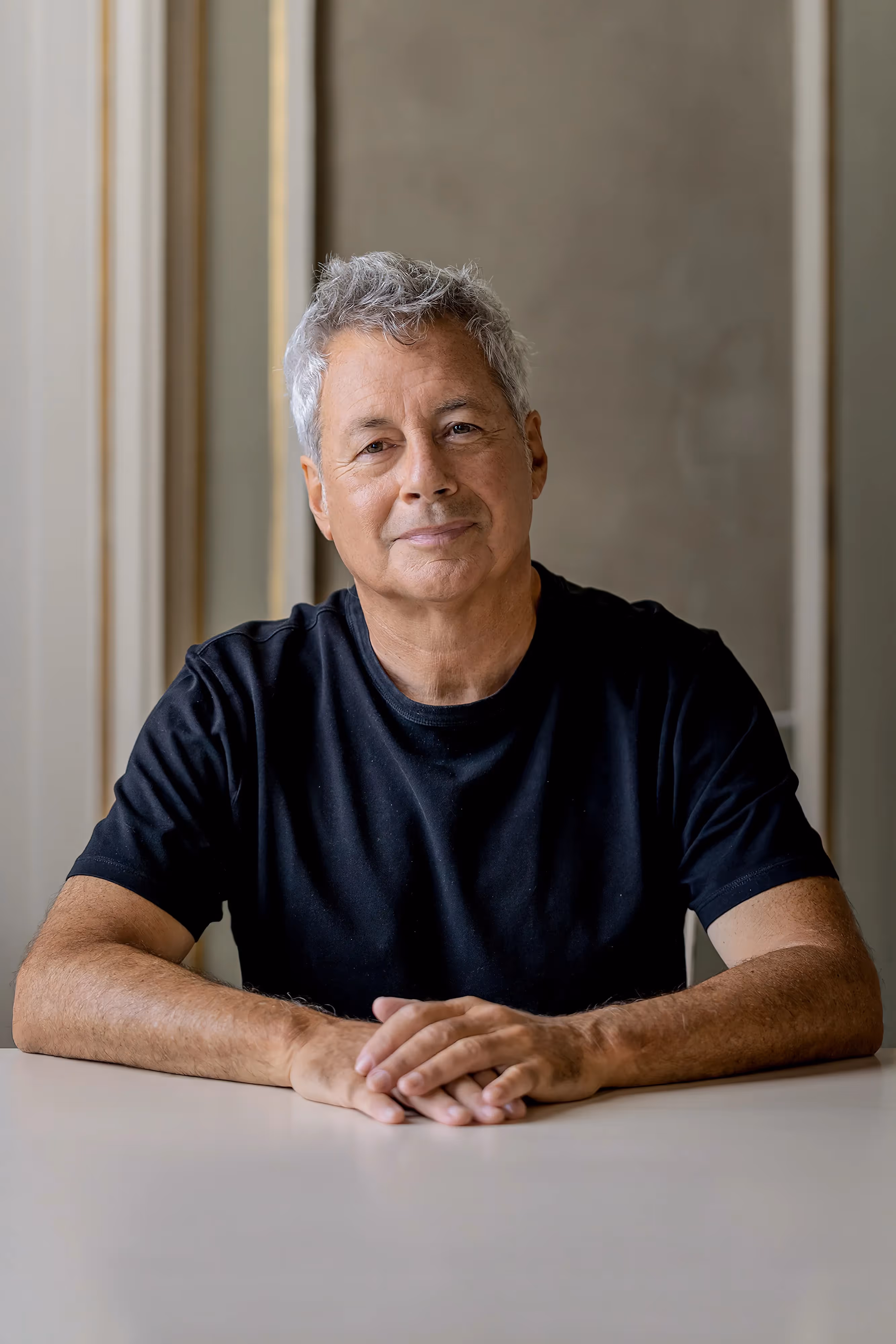 Director Alessandro Baricco chooses actor Gabriele Vacis as the voice actor in "Tucidide. Atene contro Melo" with Stefania Rocca and Valeria Solarino, to Spoleto premiere