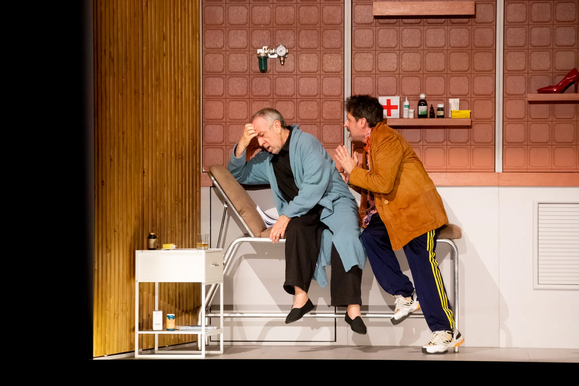 Festival di Spoleto theater performance with two actors in medical setting