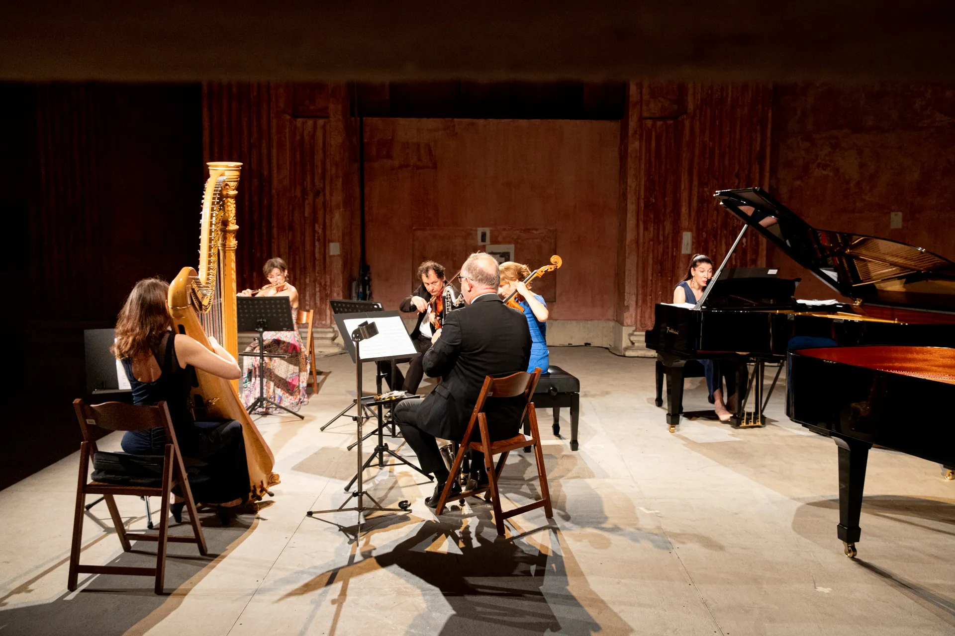 Ensemble musicale al Festival di Spoleto con arpa, pianoforte e strumenti ad arco