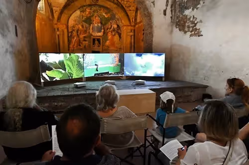 Installazione multimediale al Festival di Spoleto in antico spazio ecclesiastico