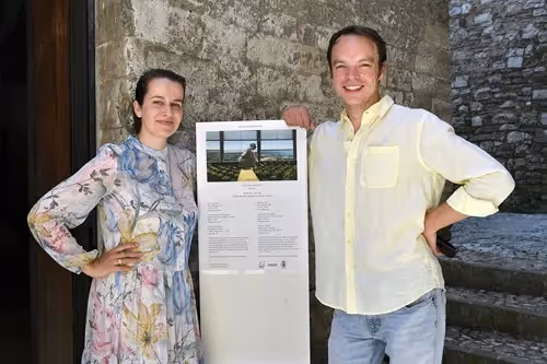 Due persone al Festival di Spoleto presentano un documento culturale