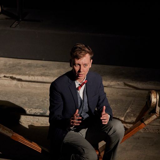 Actor performs dramatic monologue at Festival di Spoleto theatrical event