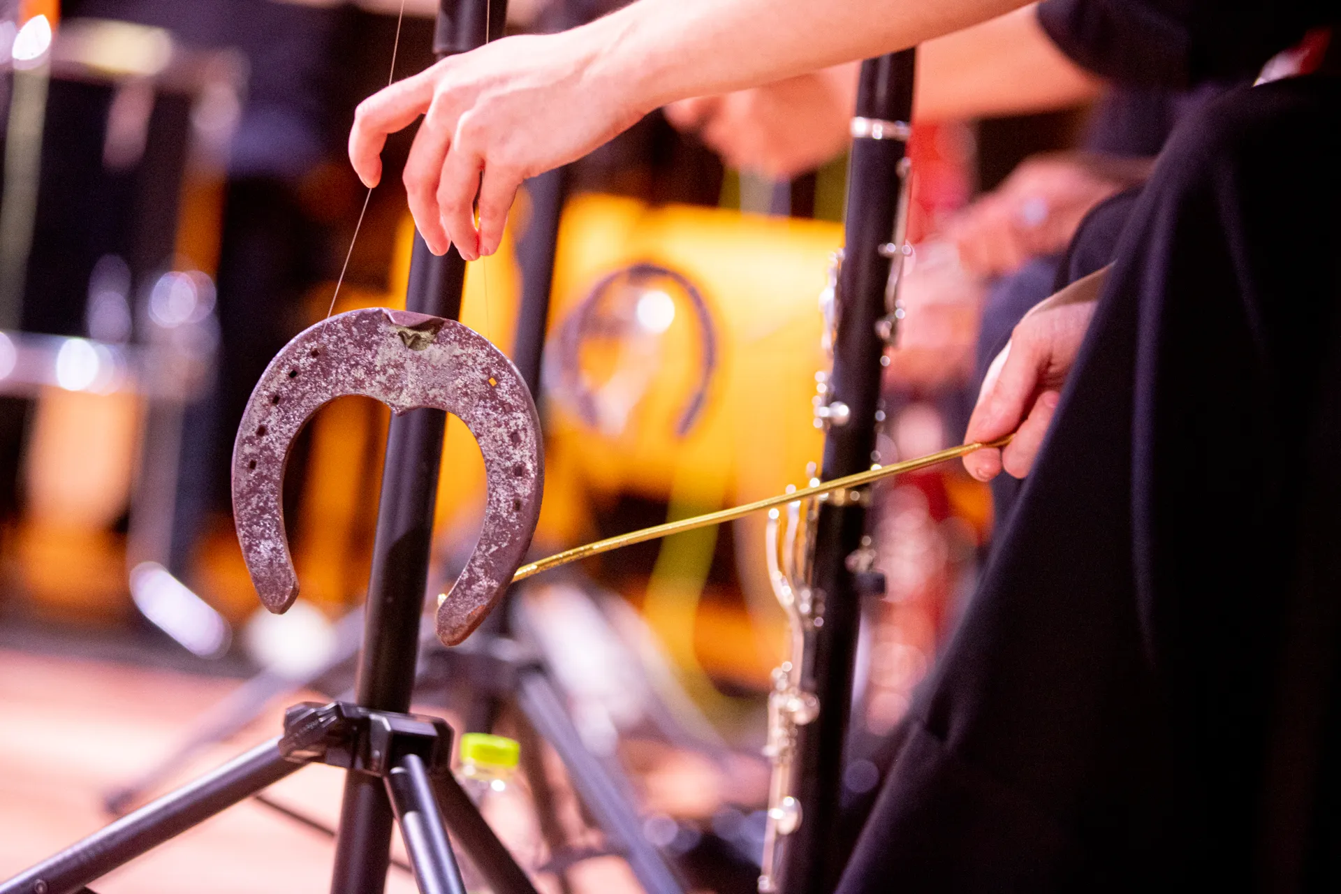 Ferro di cavallo al Festival di Spoleto, dettaglio musicale suggestivo
