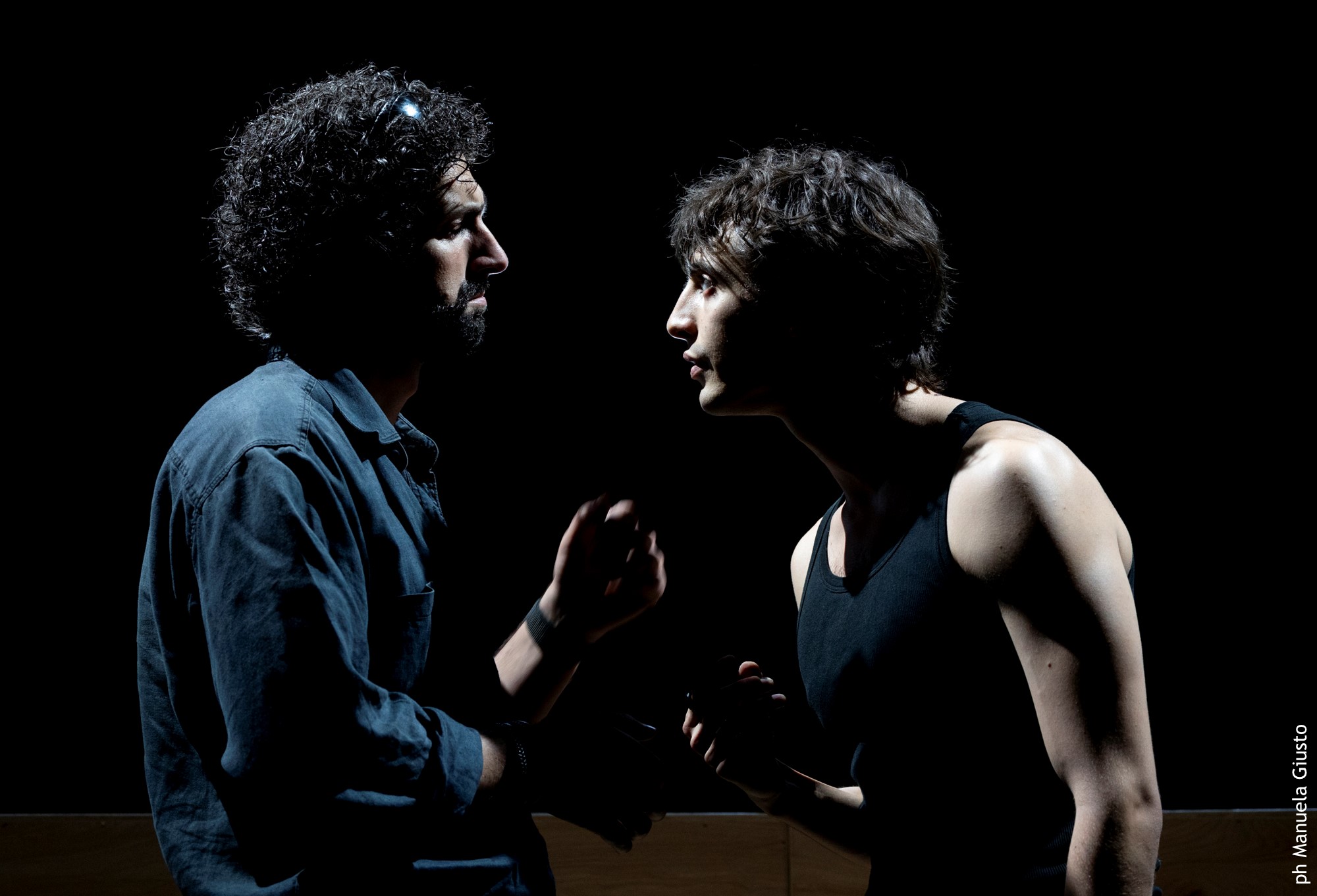 Momento drammatico al Festival di Spoleto, due artisti in confronto intenso