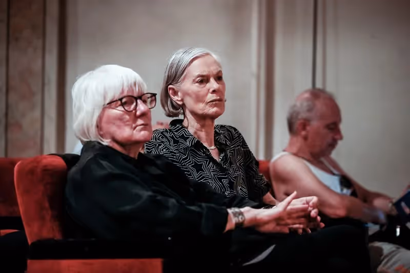 Older attendees at Festival di Spoleto discuss event during panel session