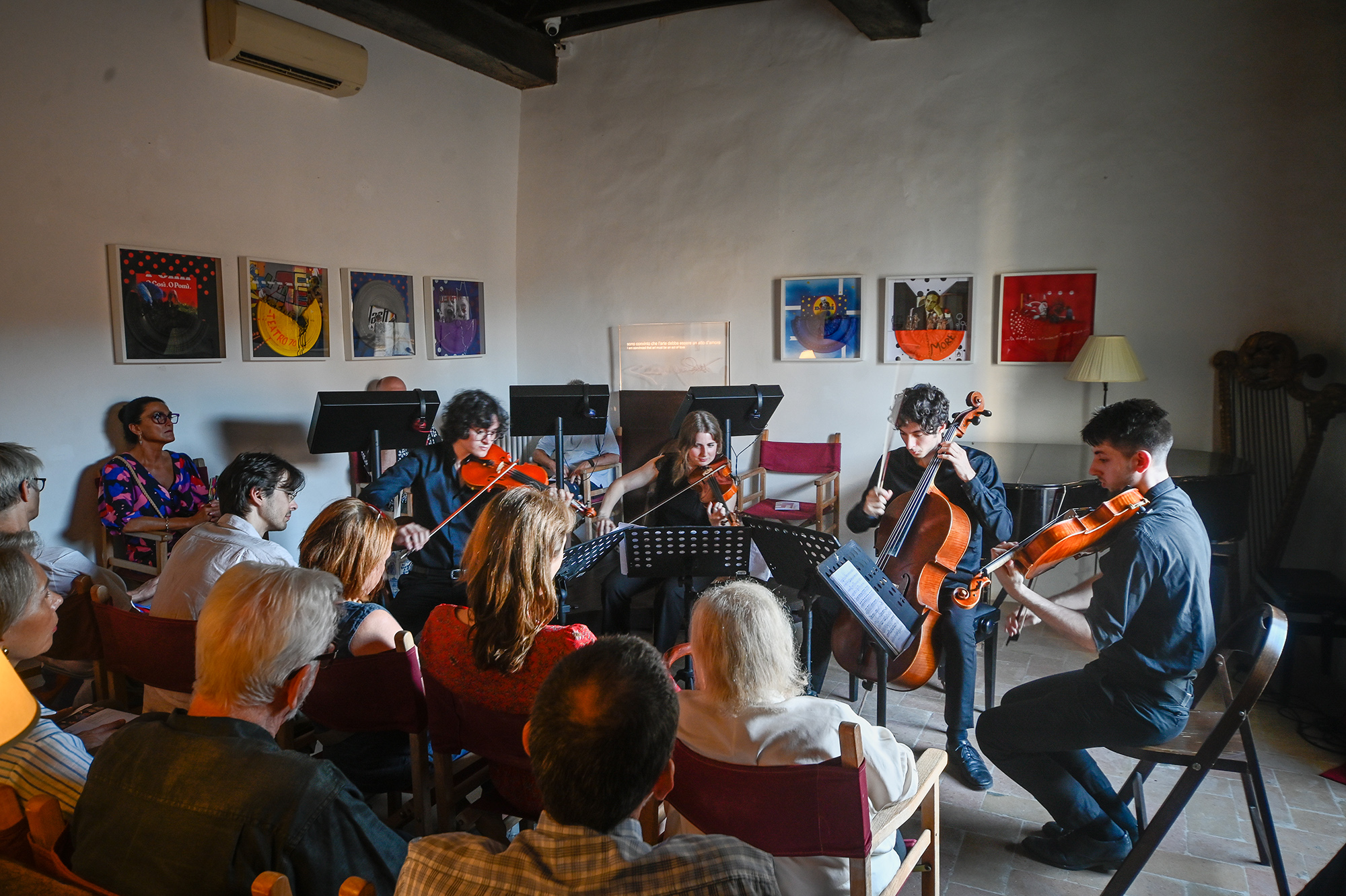 Concerto di musica da camera al Festival di Spoleto, giovani musicisti suonano
