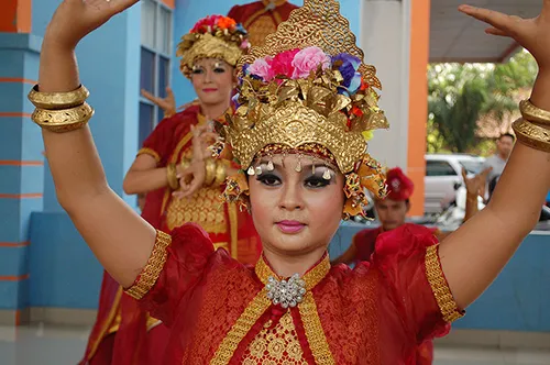 Performers in traditional costumes at Festival di Spoleto cultural event