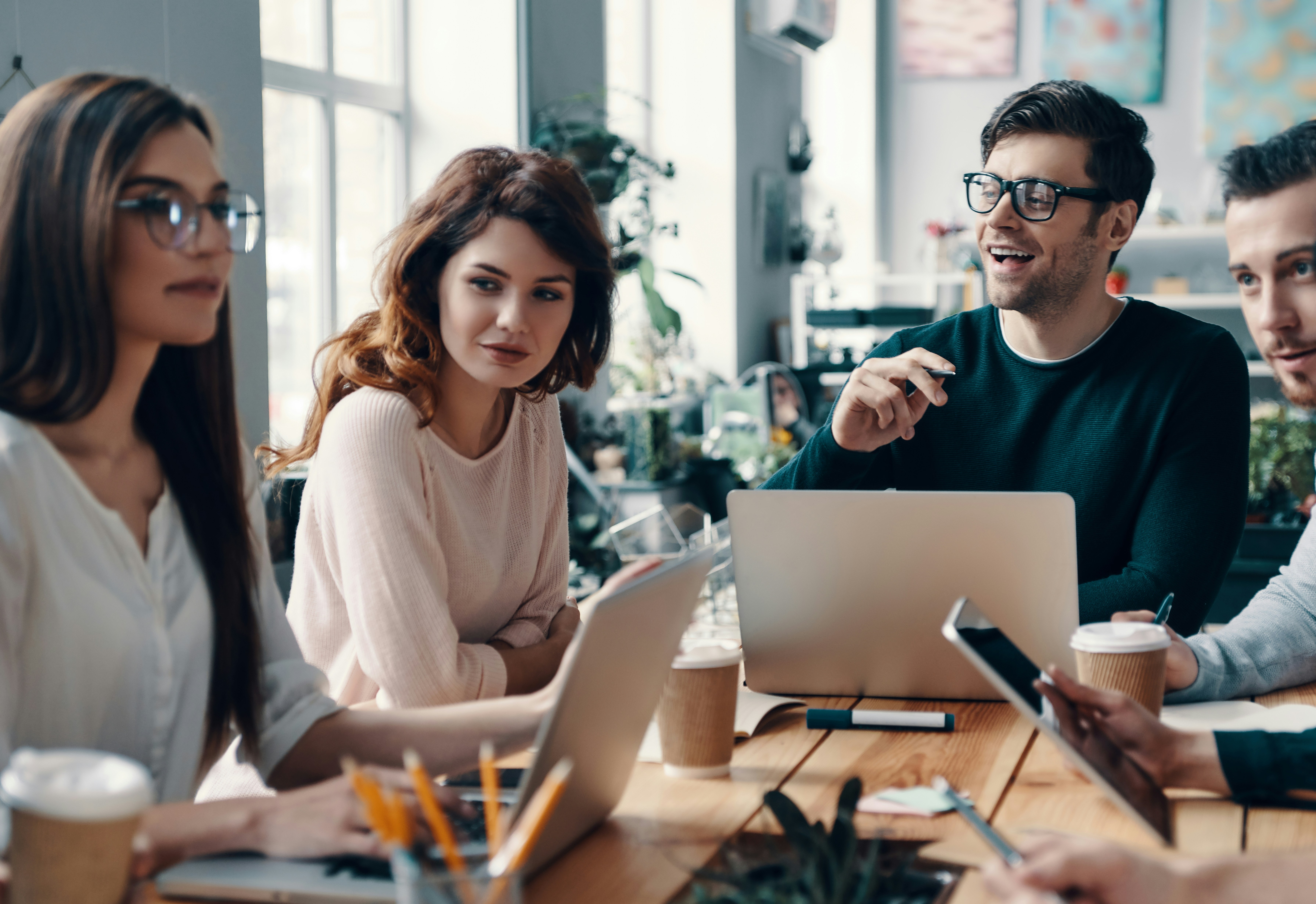 7 Signs Your Company Has Outgrown Its Traditional Intranet 