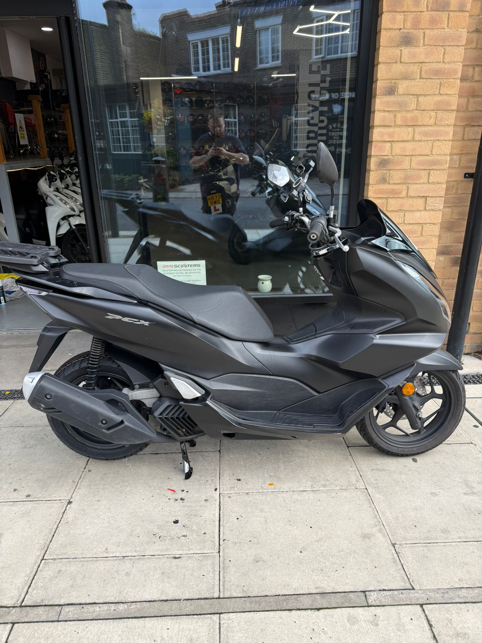 2023 HONDA PCX (MUE)