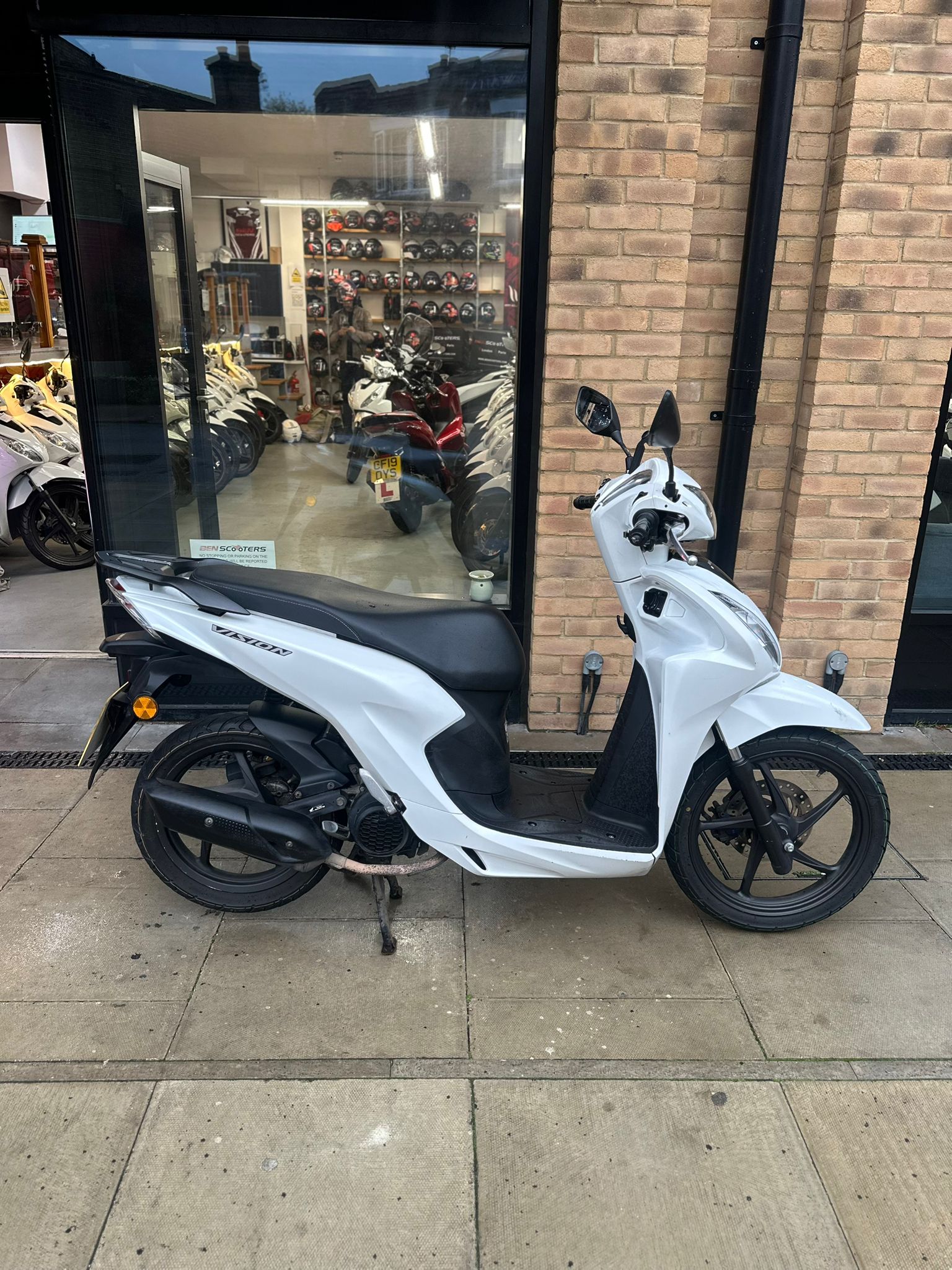 2022 HONDA VISION (YZT)