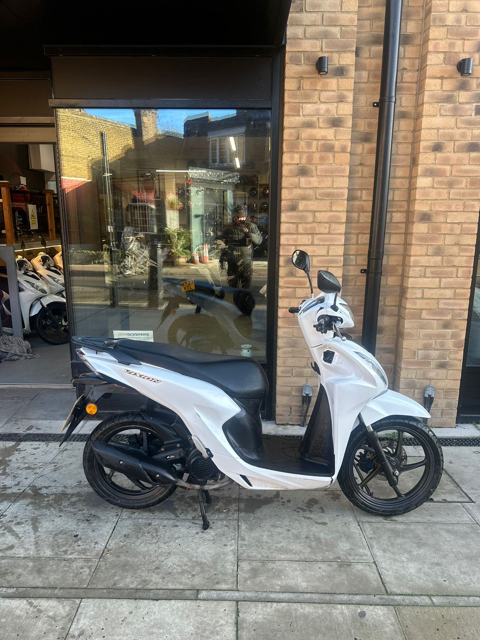 2023 HONDA VISION (GGK)                       