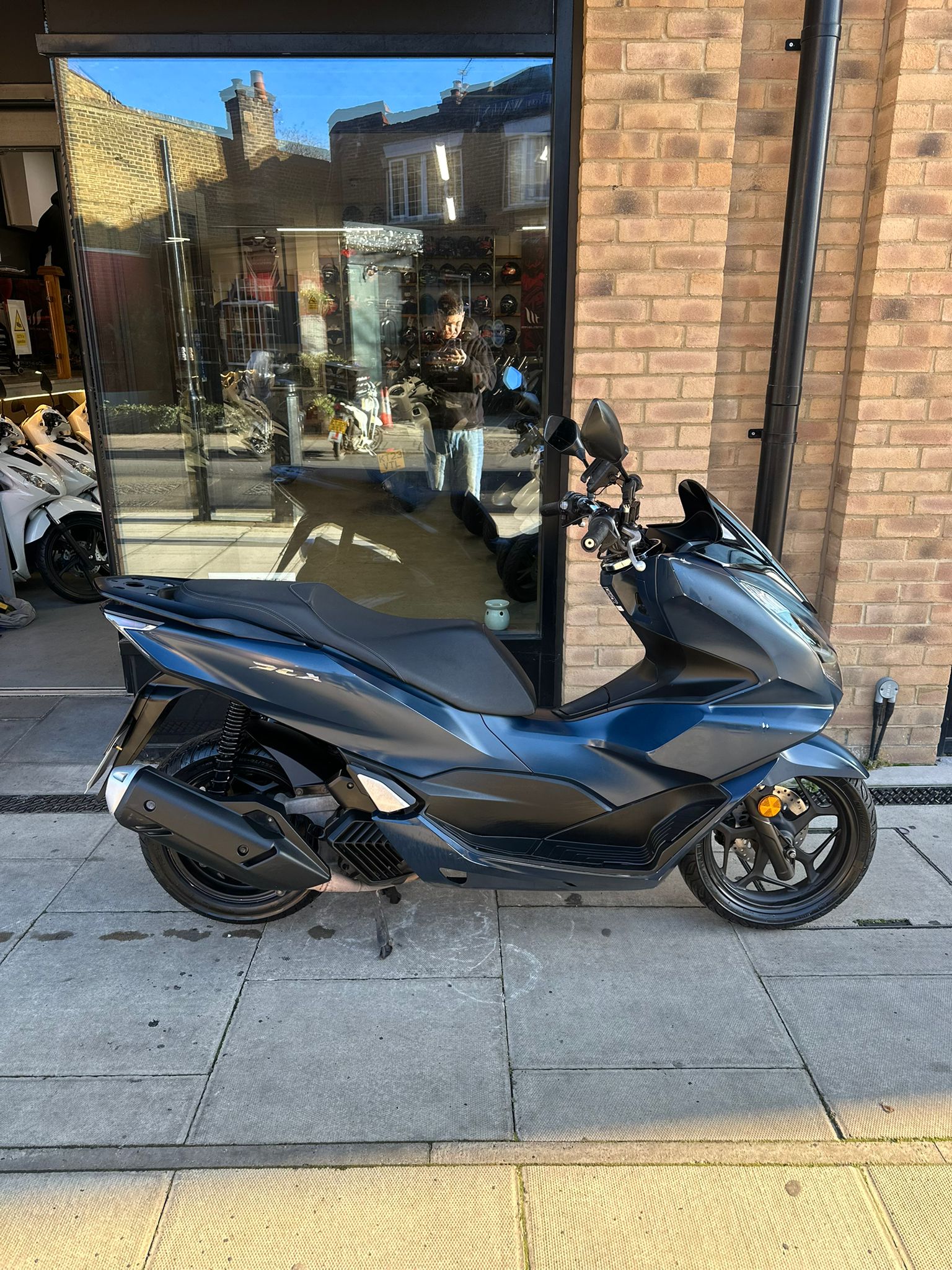 2023 HONDA PCX  (YCN)                   