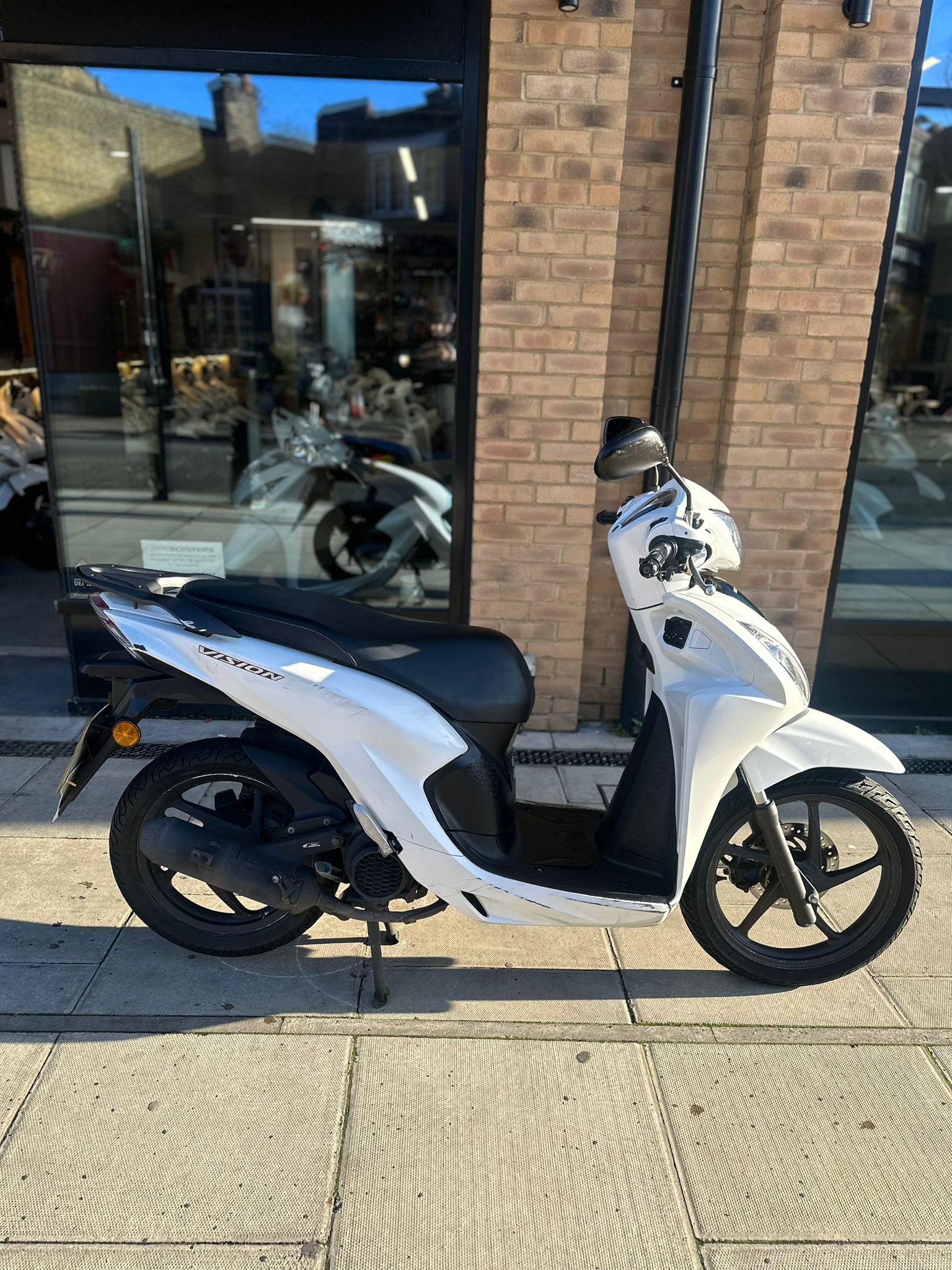 2023 HONDA VISION (AEX)                              