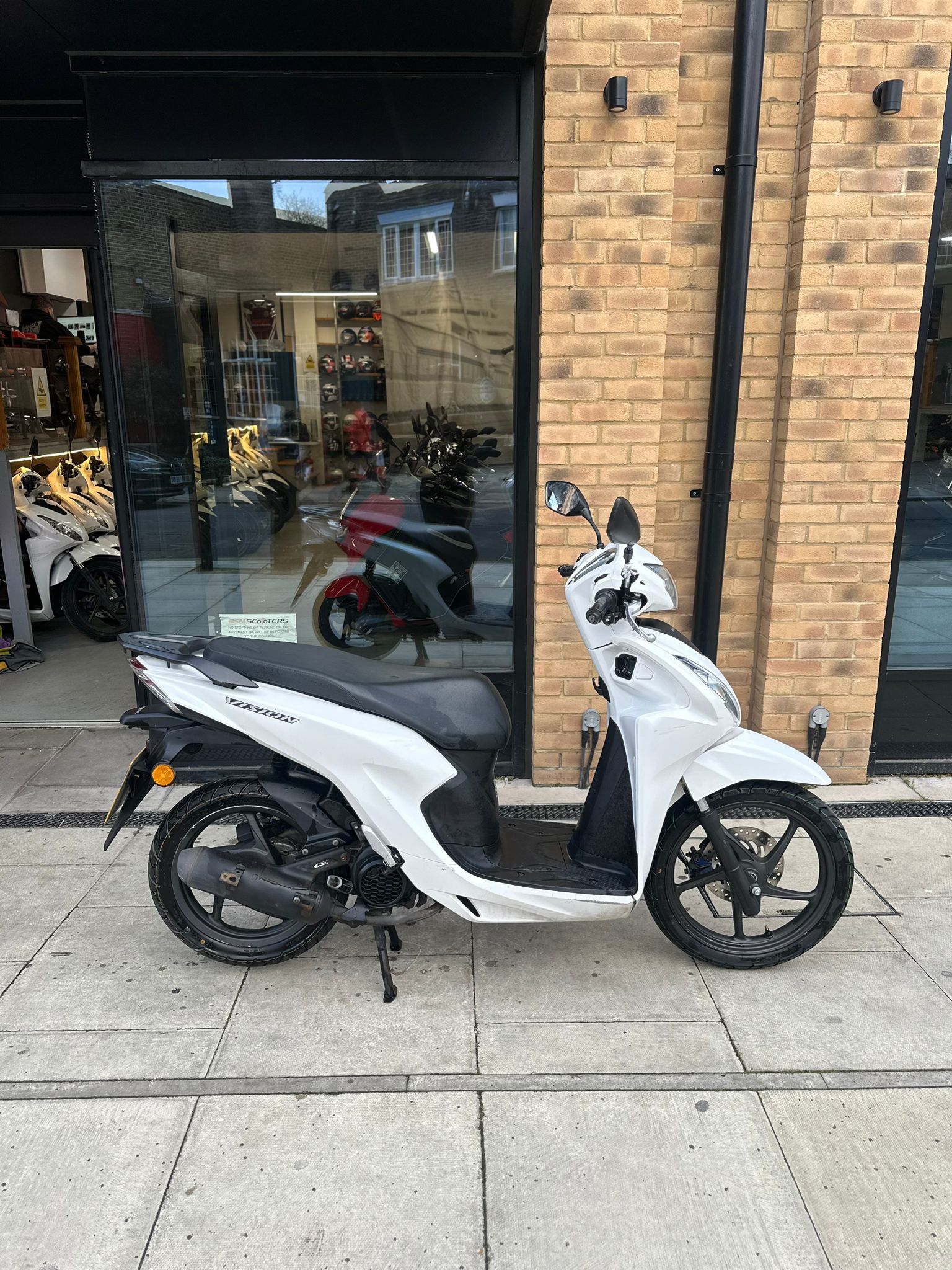 2023 HONDA VISION (HRZ)                                     