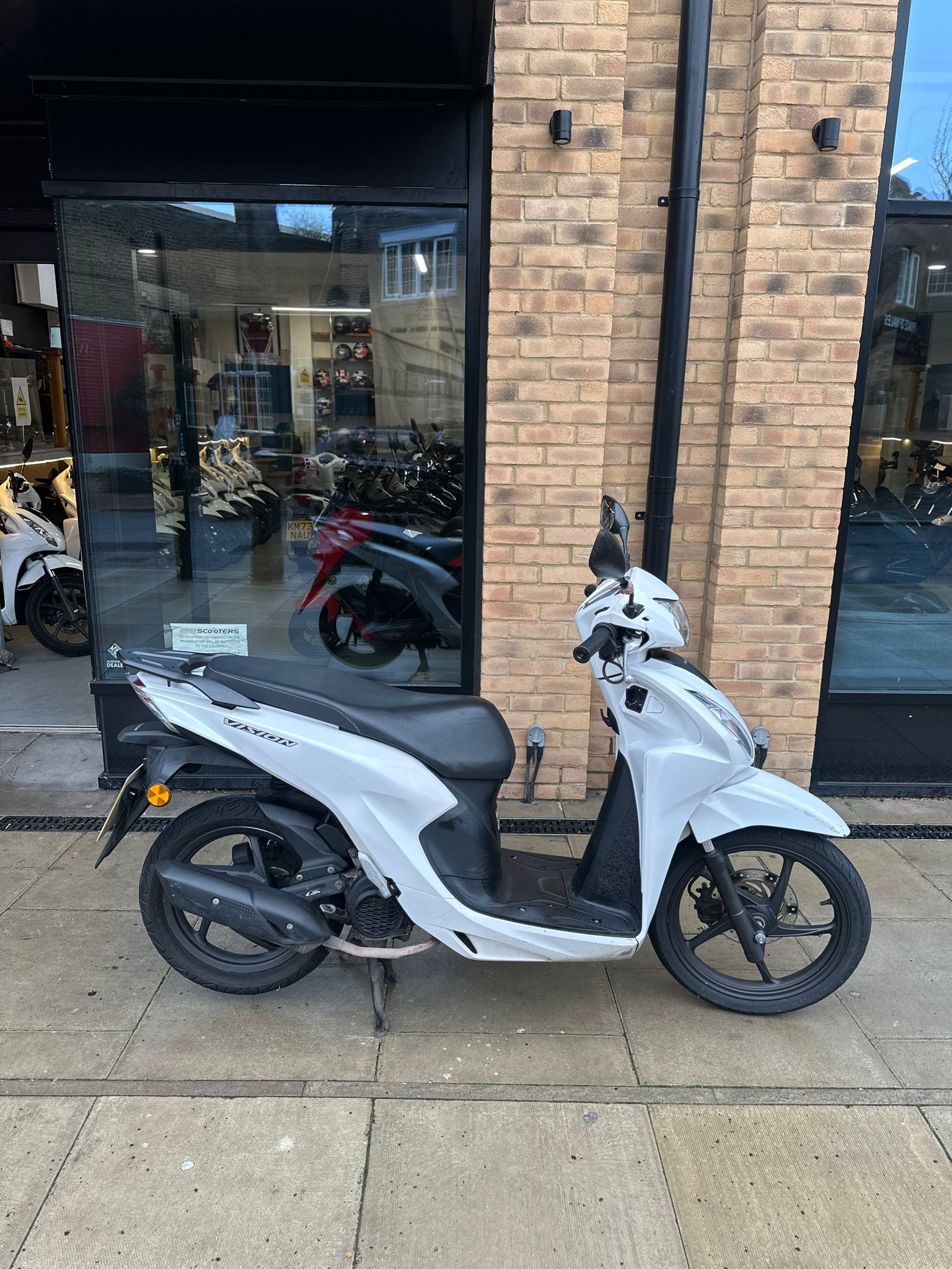 2023 HONDA VISION (XNK)                                      