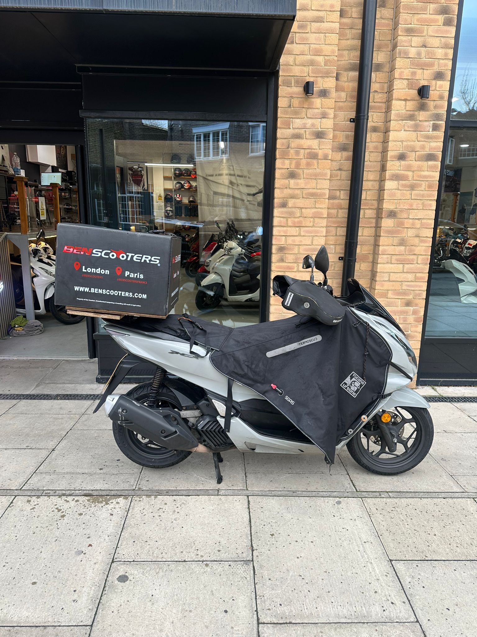 2023 HONDA PCX  (LGZ)                      