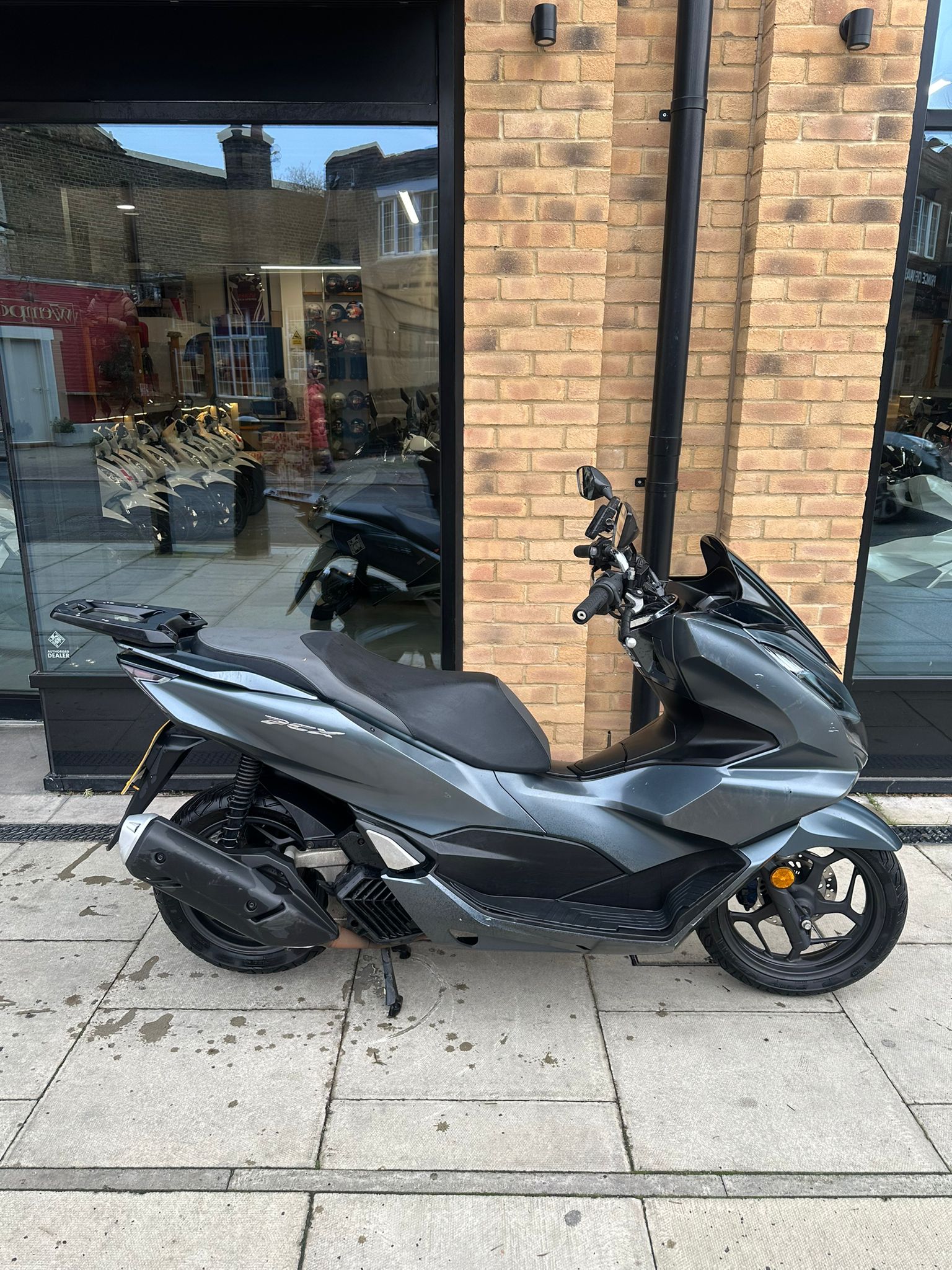 2022 HONDA PCX  (CNC)                     