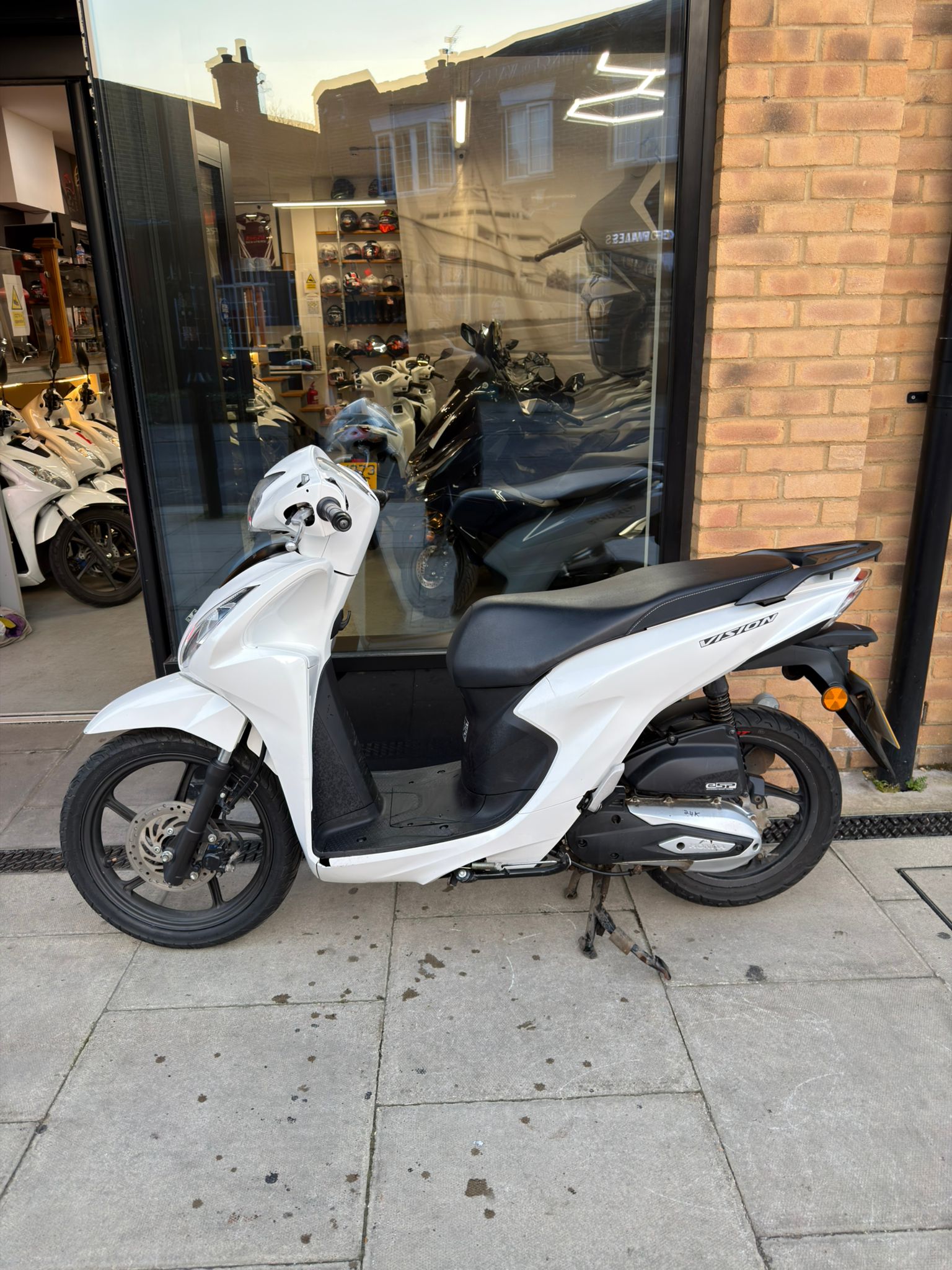 2024 HONDA VISION (LZF)                                                          