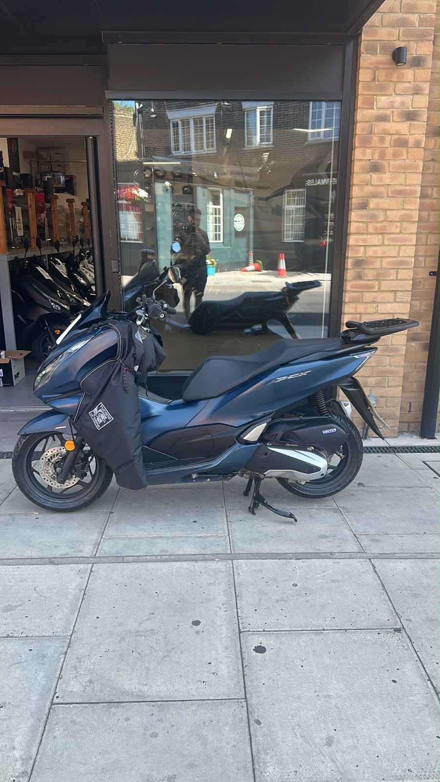 2023 HONDA PCX  (LBA)