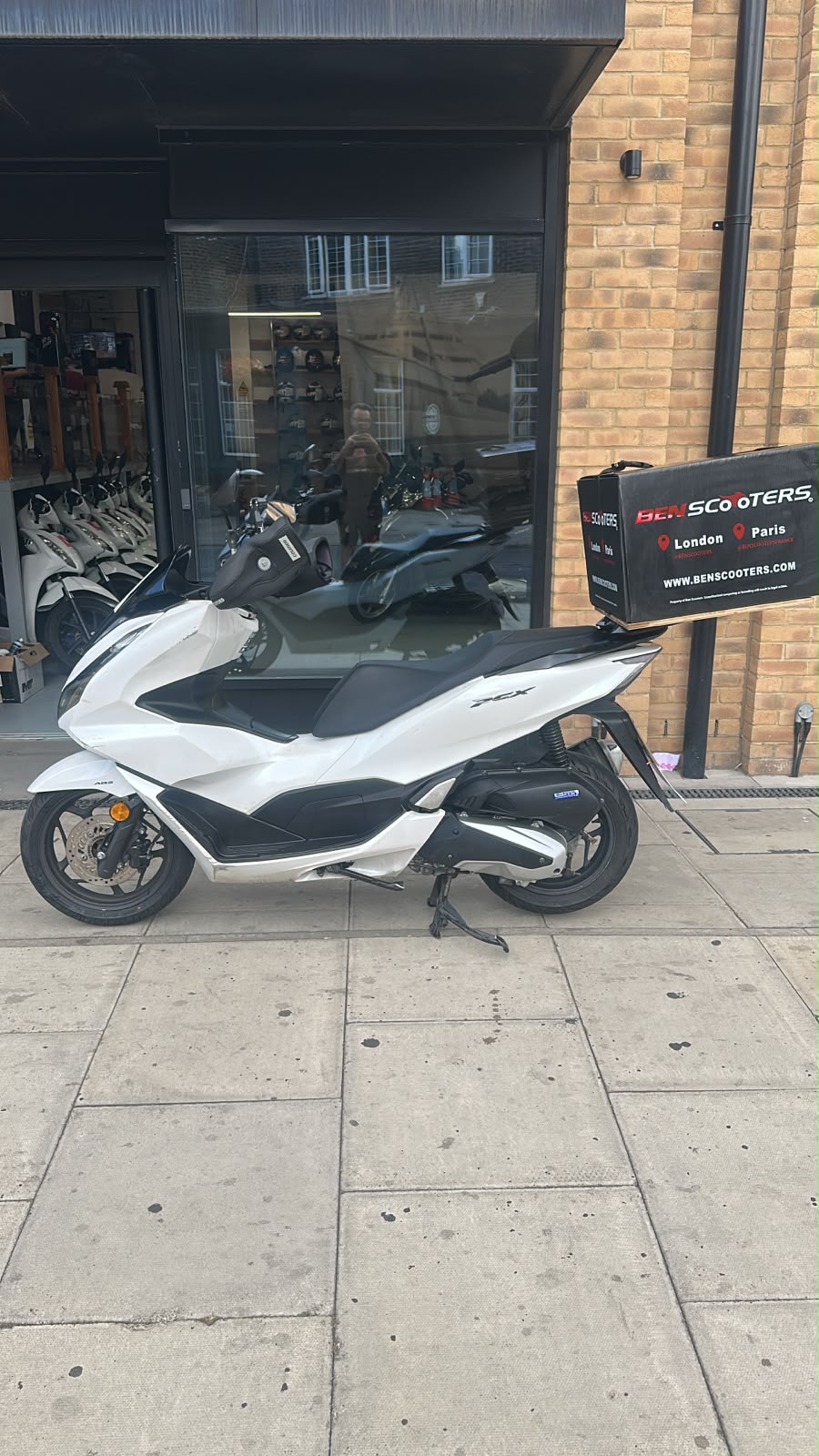 2023 HONDA PCX (YWT)
