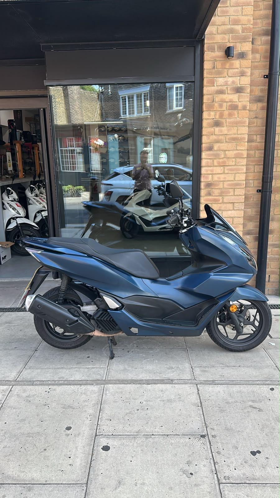 HONDA PCX 2024 (AZU)