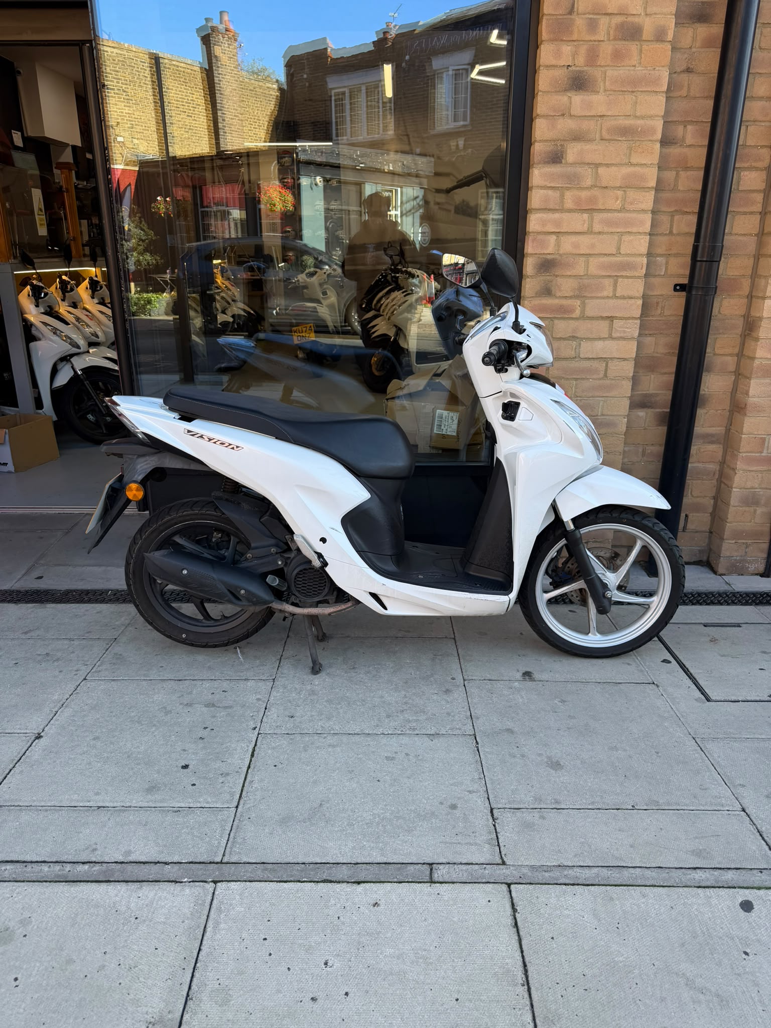 HONDA VISION 2024 (OZB)
