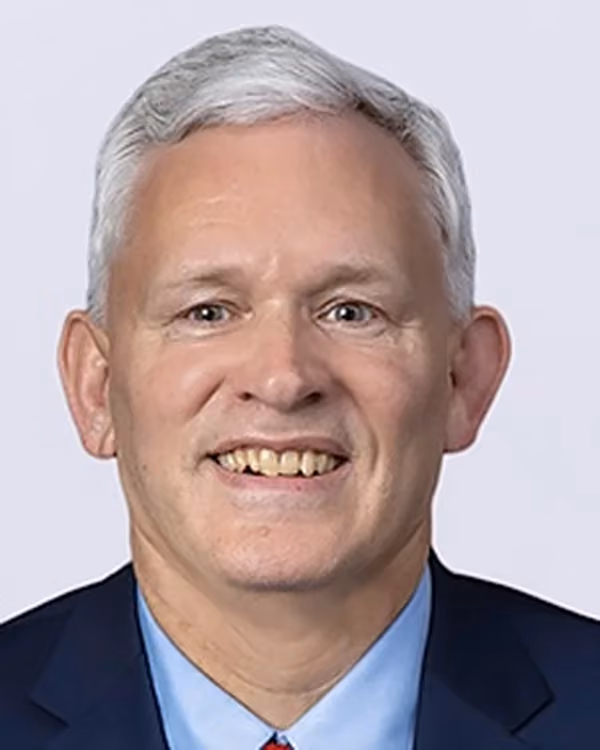 jonathan alger headshot