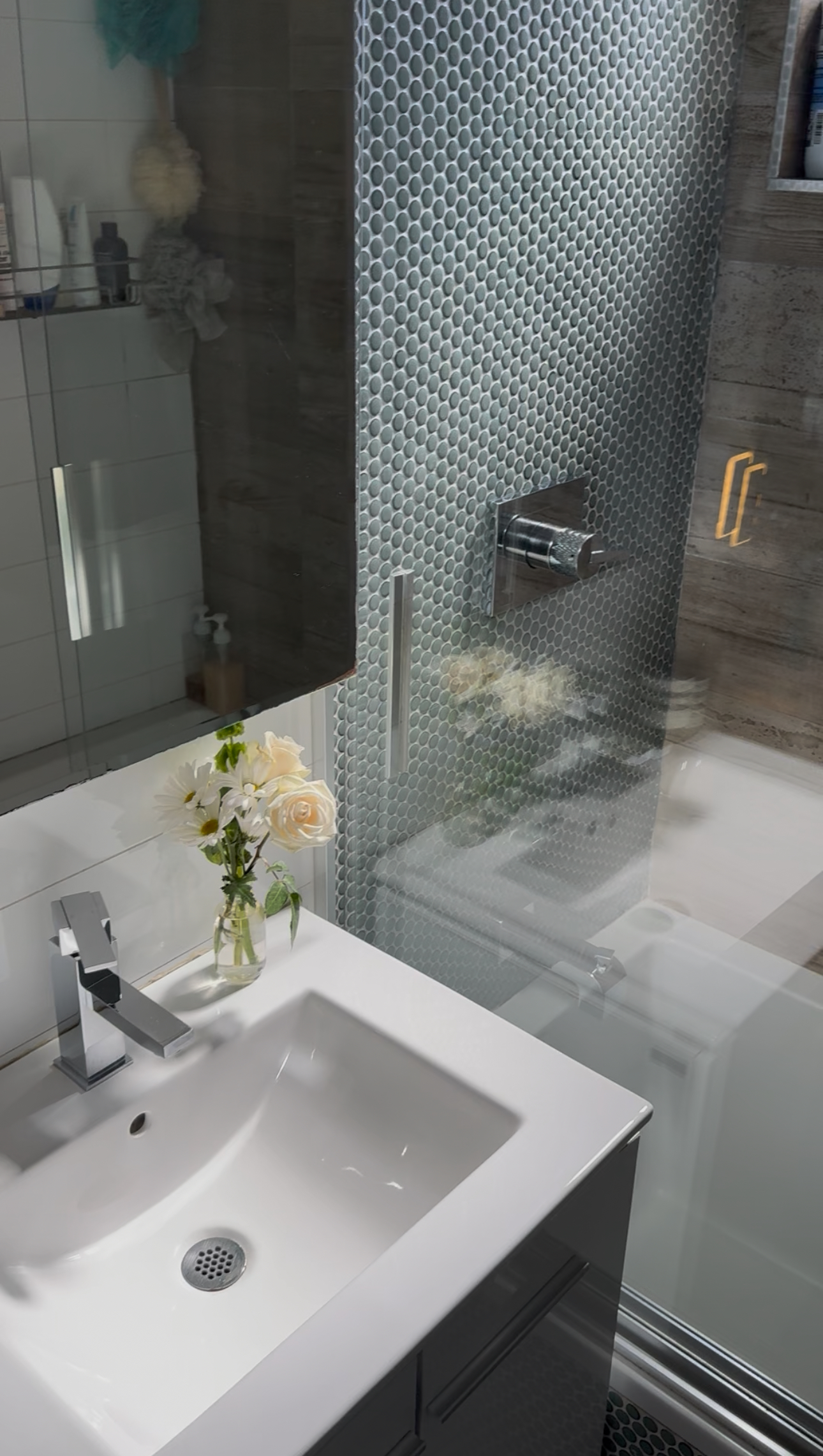Move-out bathroom cleaning in Downtown Brooklyn high-rise by RabbitCleans