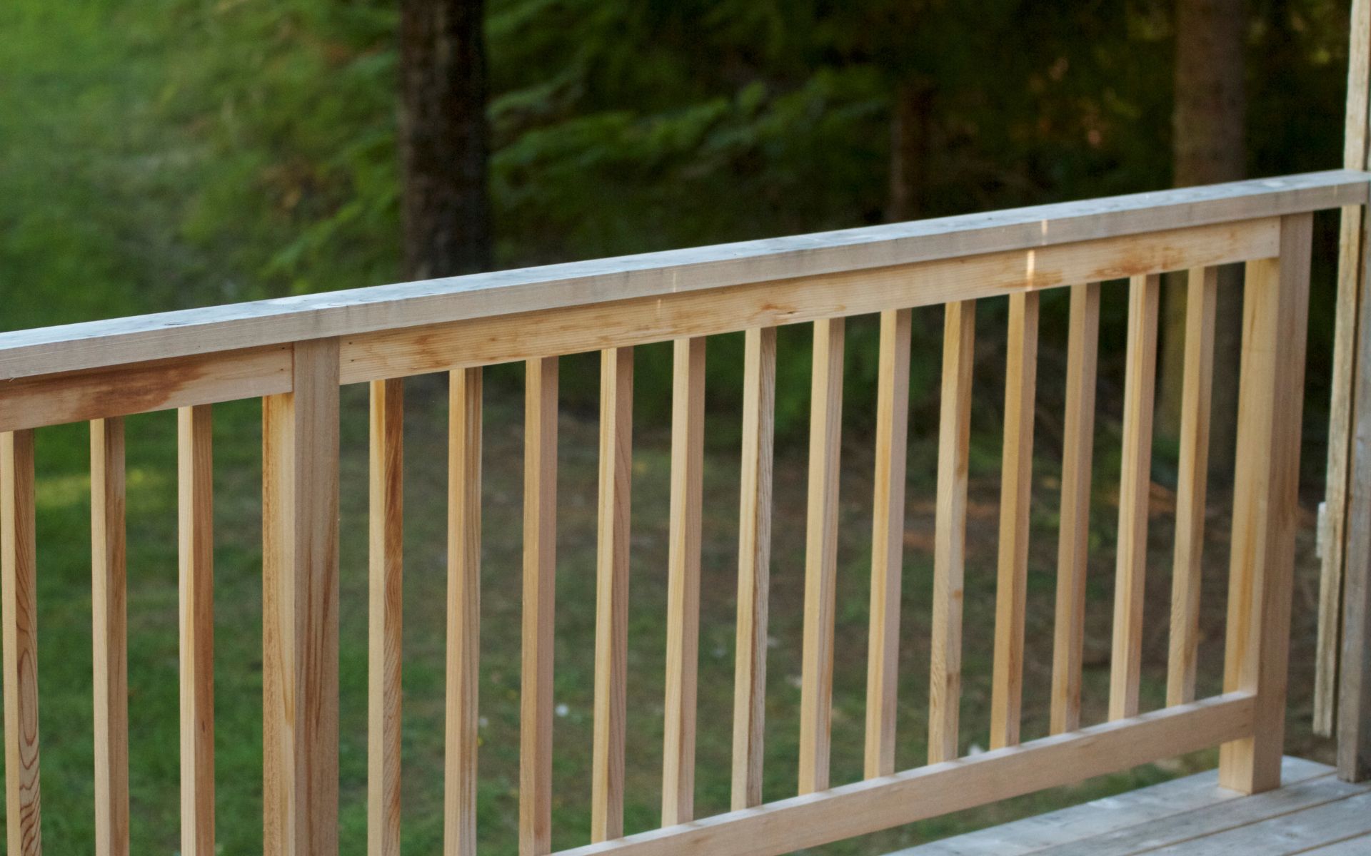 Cedar deck railing