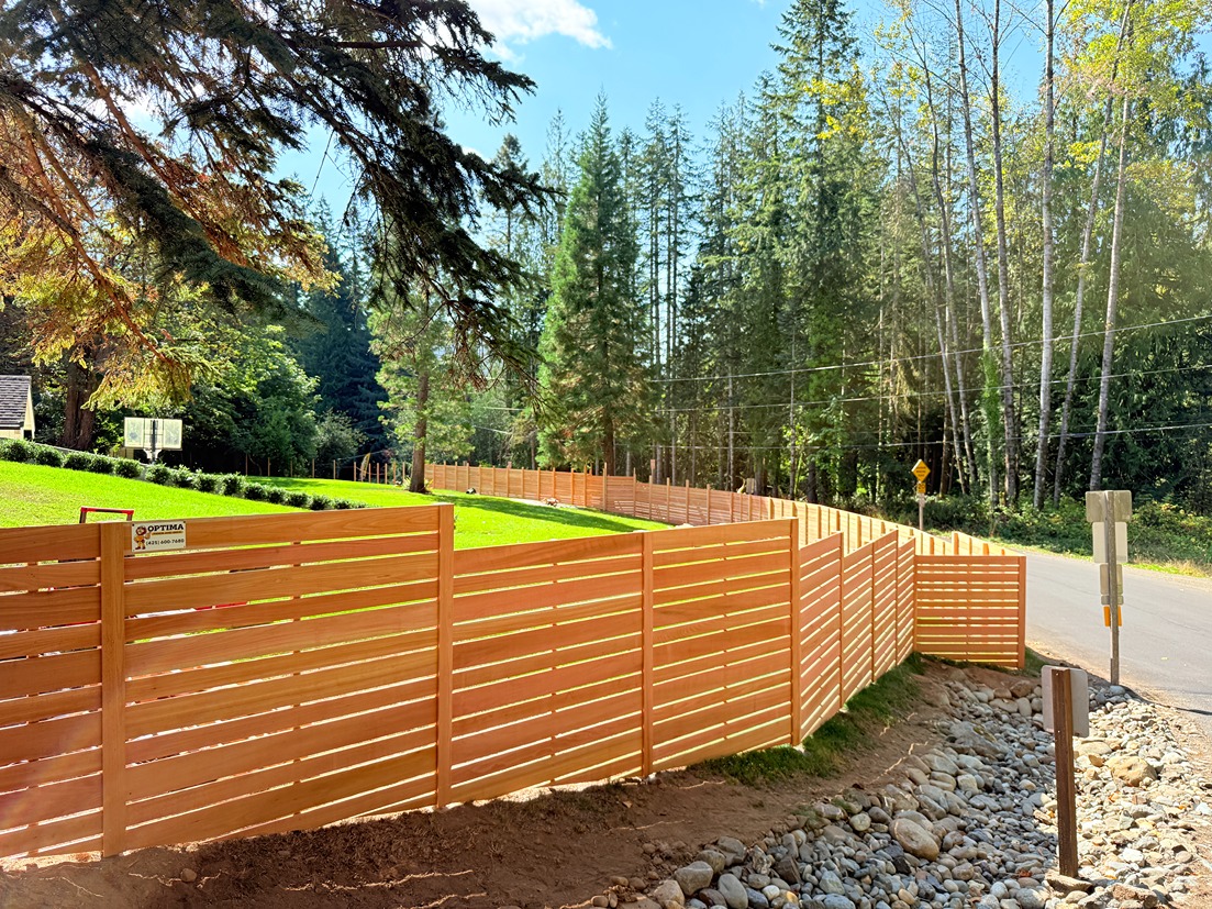 Horizontal Wood Fence Gallery (14)