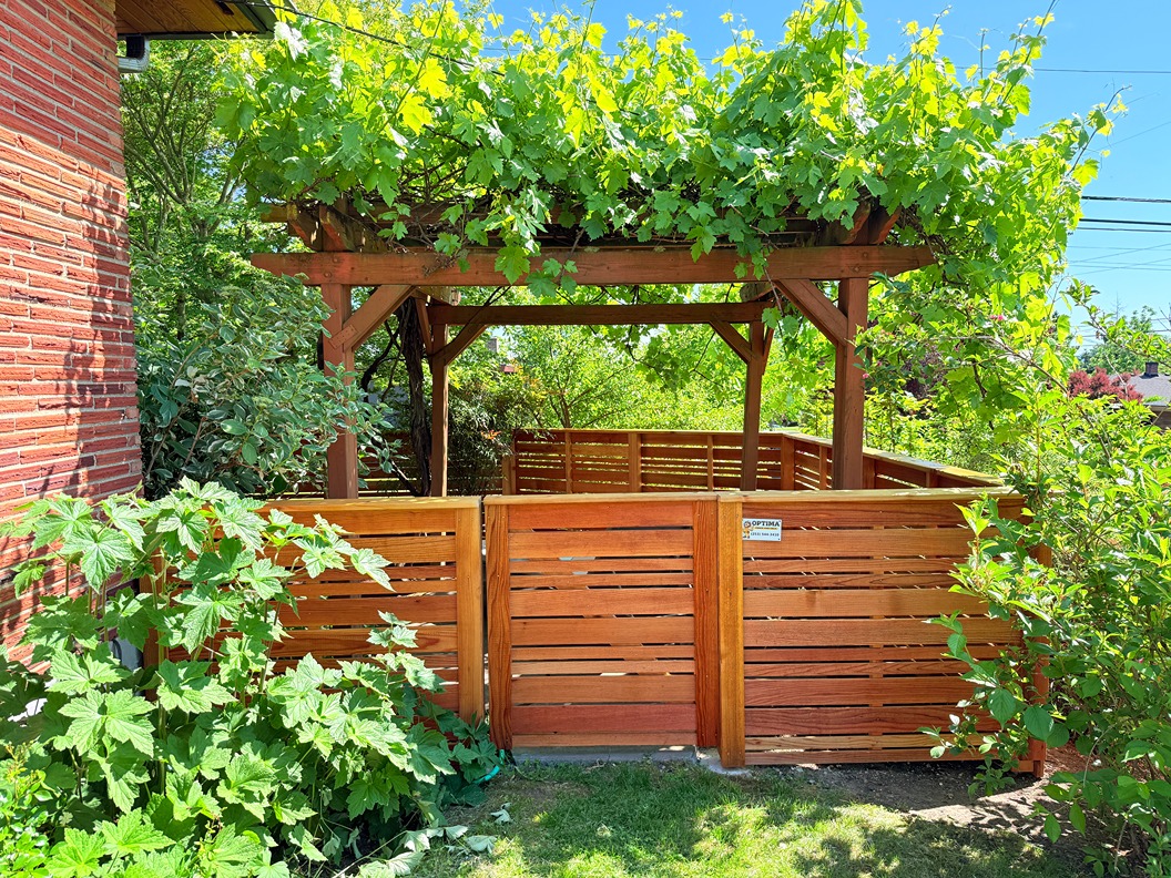 Horizontal Wood Fence Gallery (9)