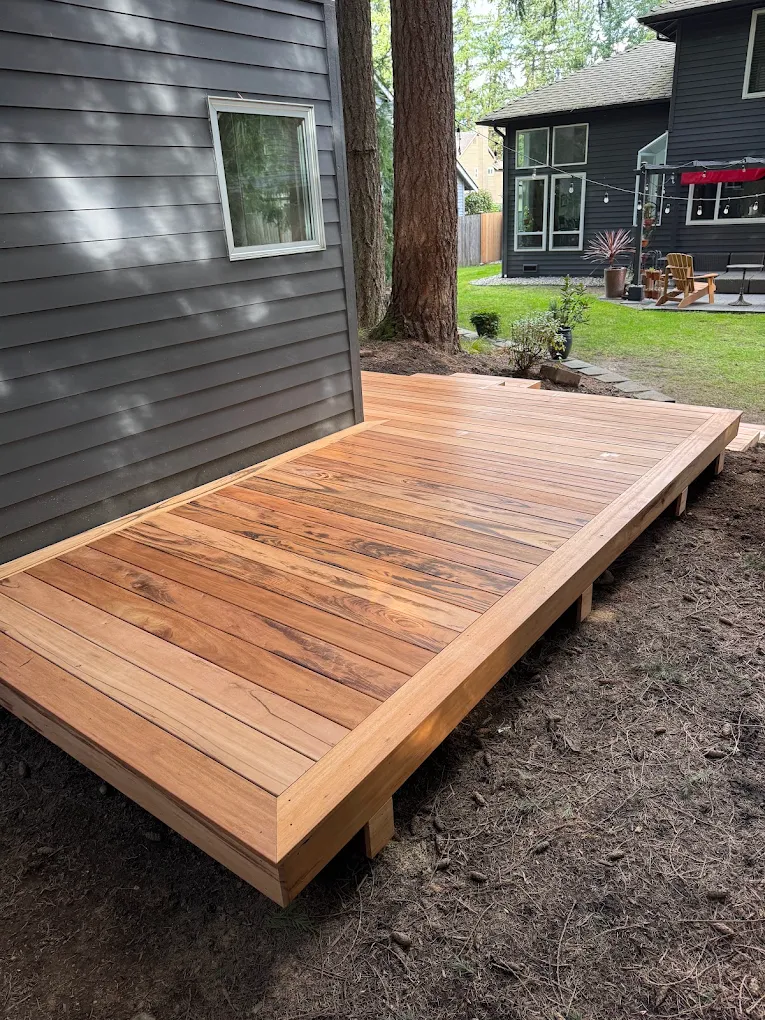 Cedar deck treated with transparent oil stain in a Bellevue home