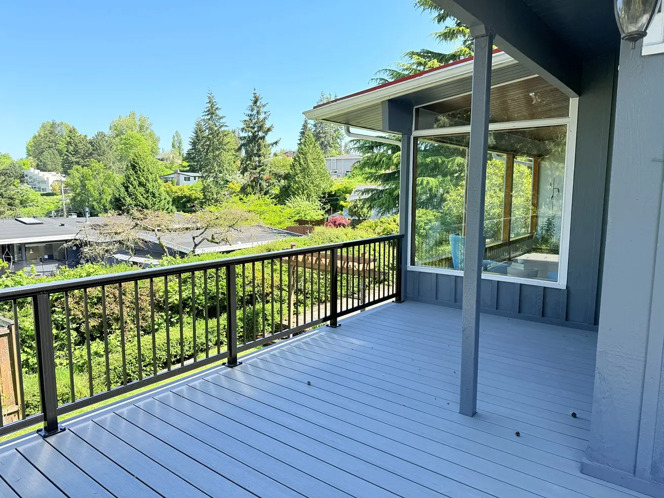 Custom Second Story Deck Project in Mercer Island, WA Image 