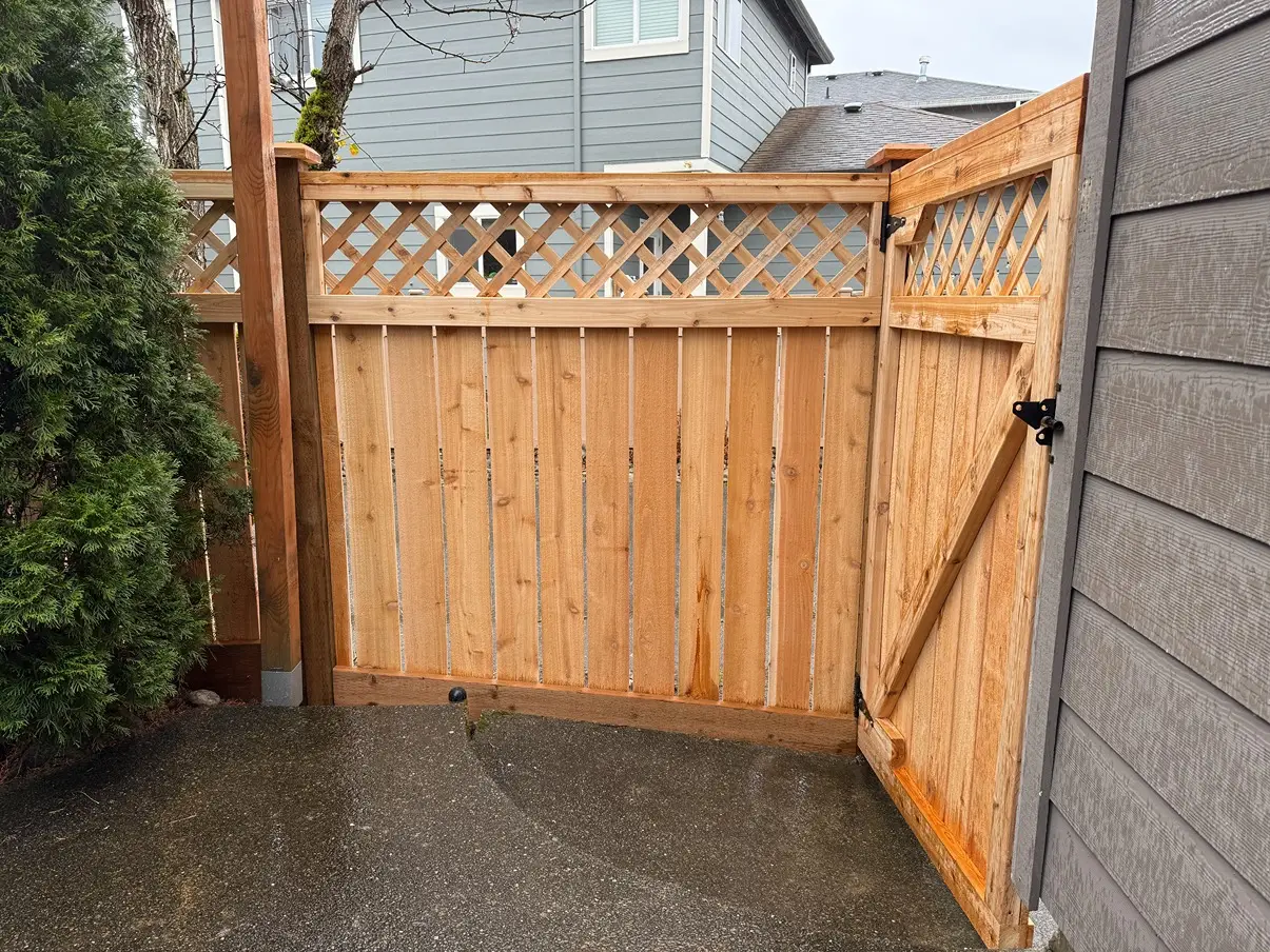 Full Panel Cedar Fence Project in Snoqualmie, WA After