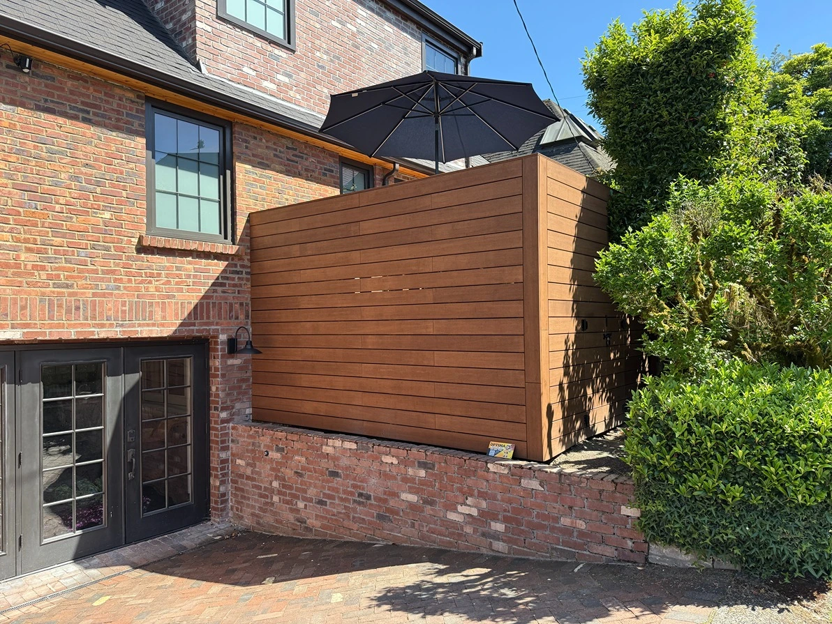 Freshly built composite deck with clean finished railings