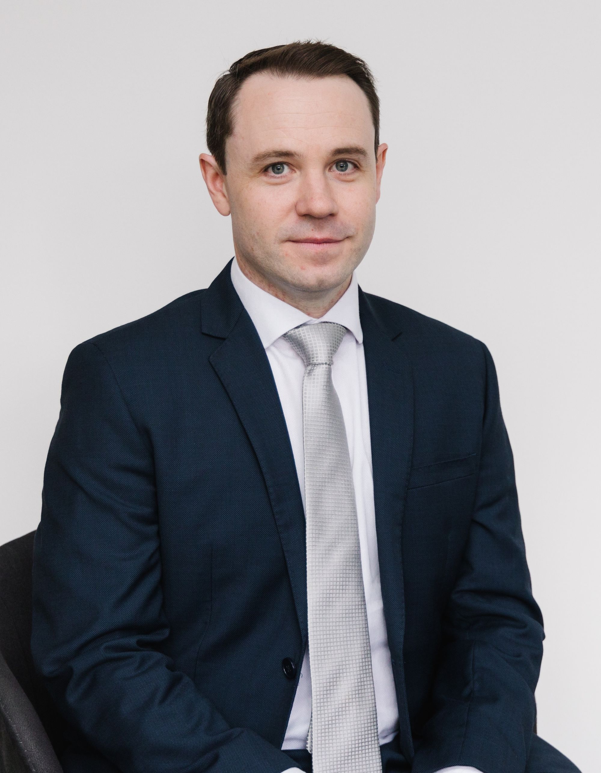 Dr Andrew Dorman, Vitreoretinal Surgeon