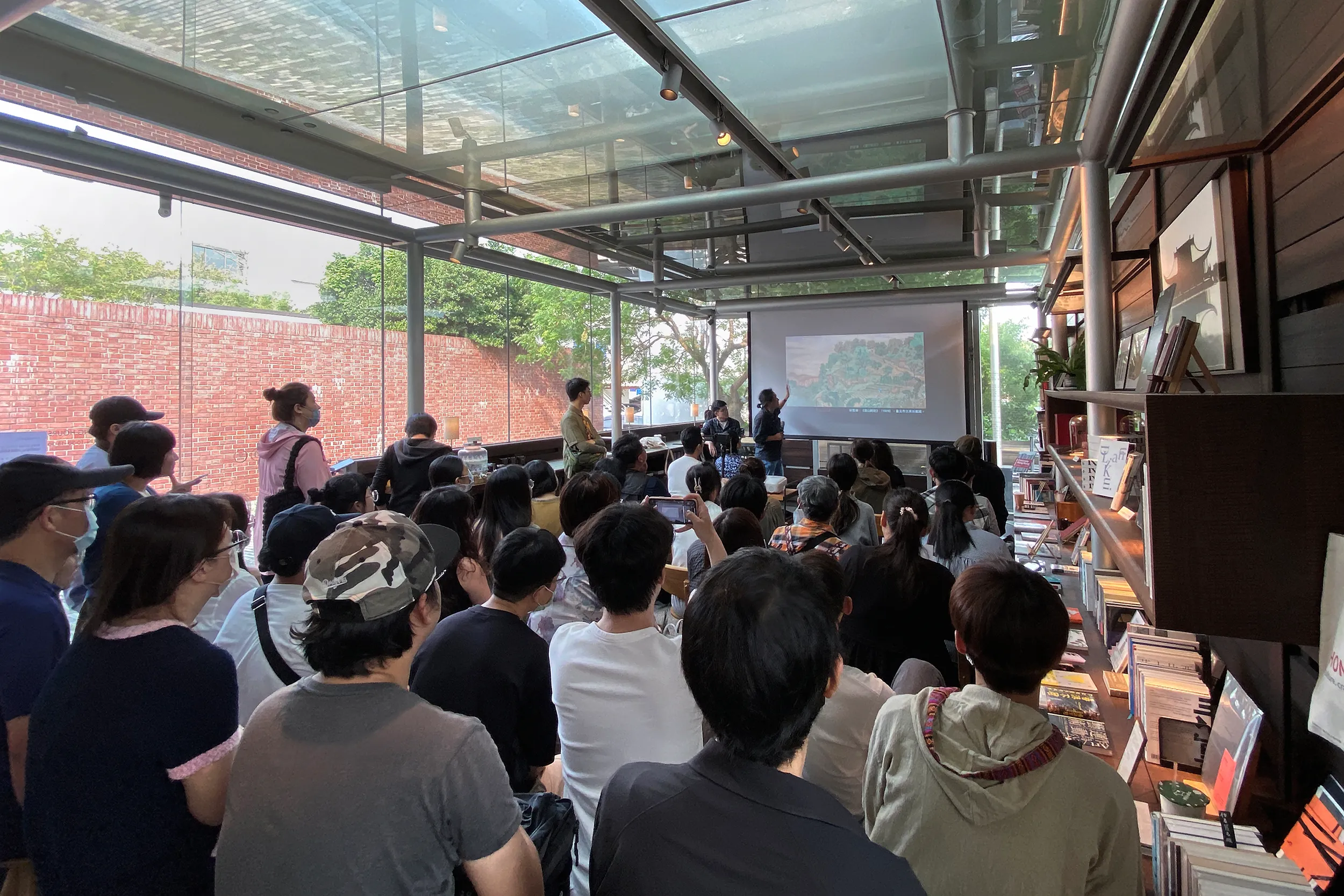 Courtesy Winsing Arts Foundation. Photo © Yangmingshan Art Festival × Tianmu Waterway Festival