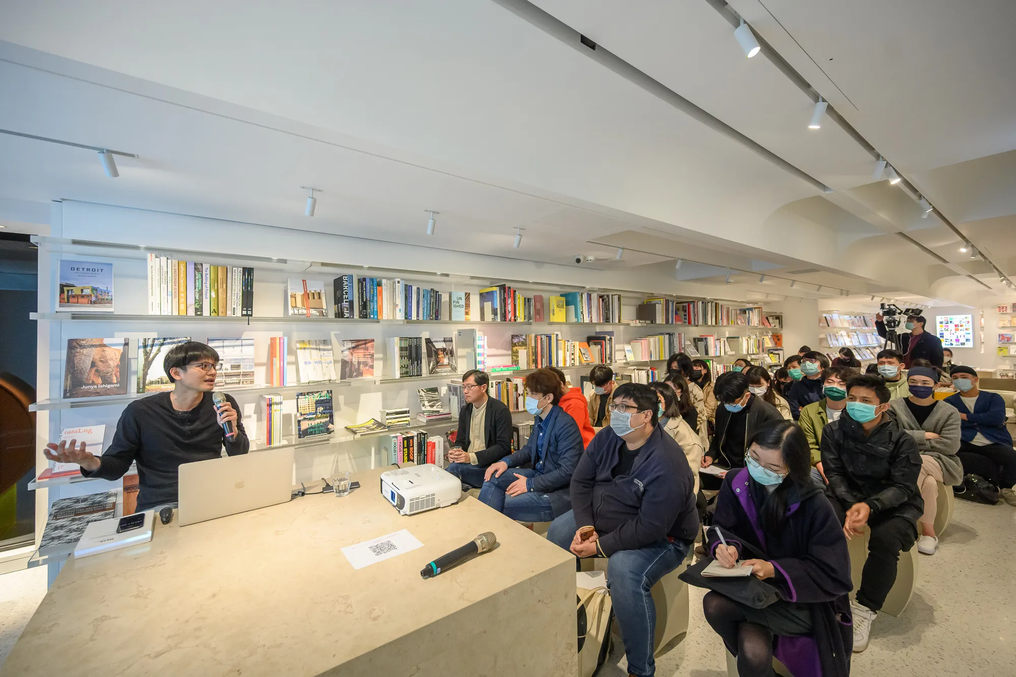 Courtesy Winsing Arts Foundation. Photo © ANPIS FOTO