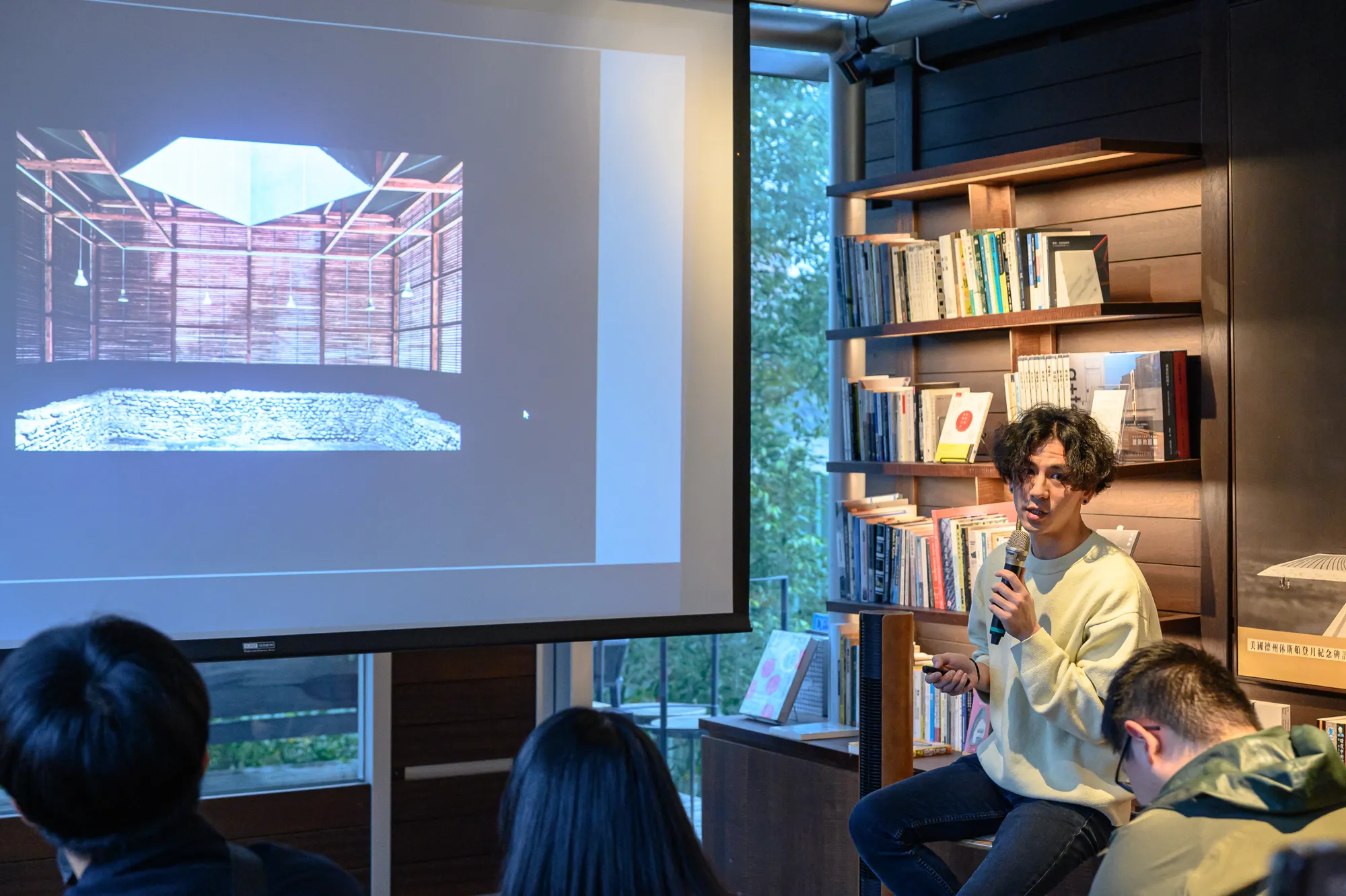 Courtesy Winsing Arts Foundation. Photo © ANPIS FOTO