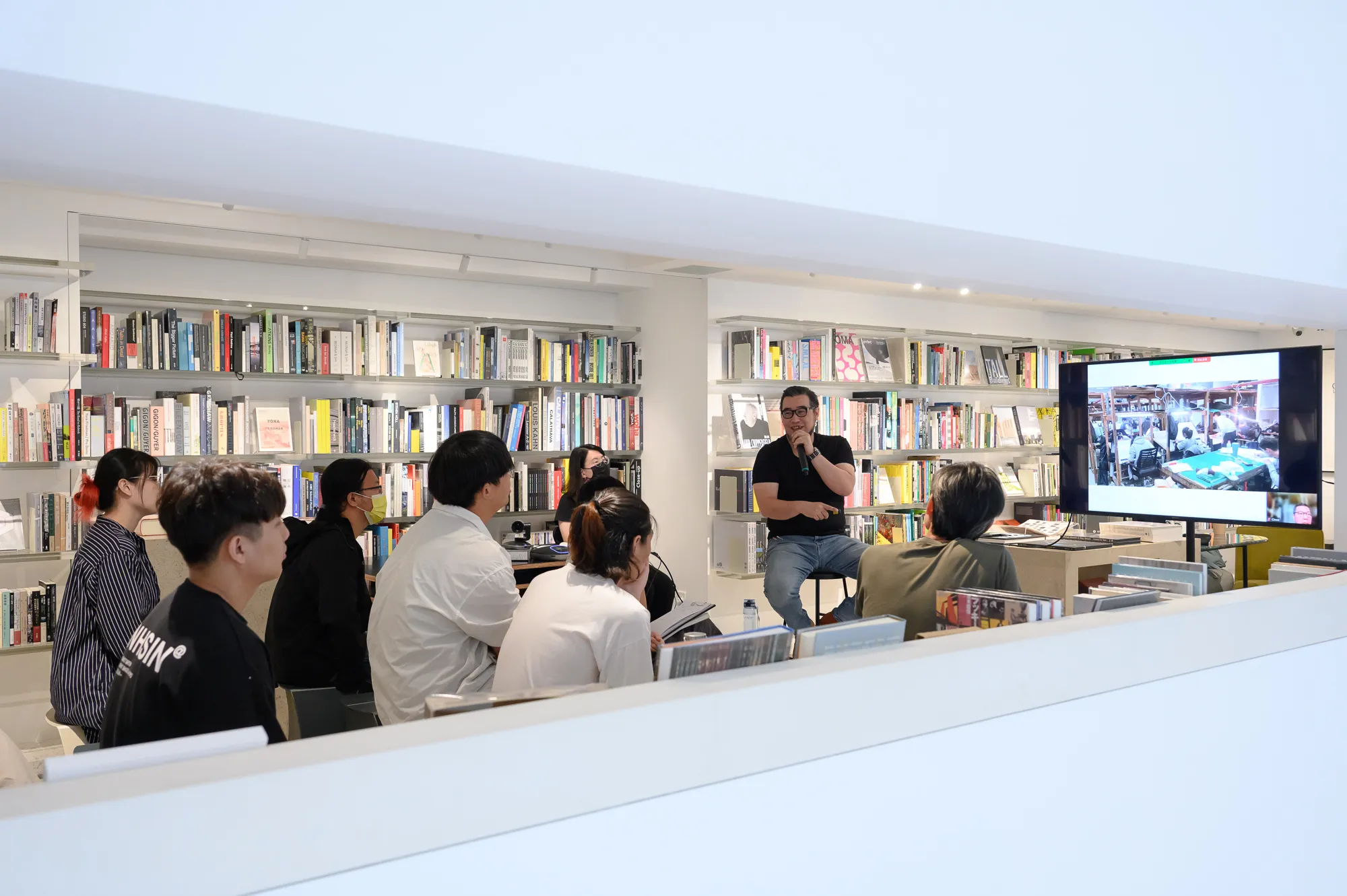 Courtesy Winsing Arts Foundation. Photo © ANPIS FOTO