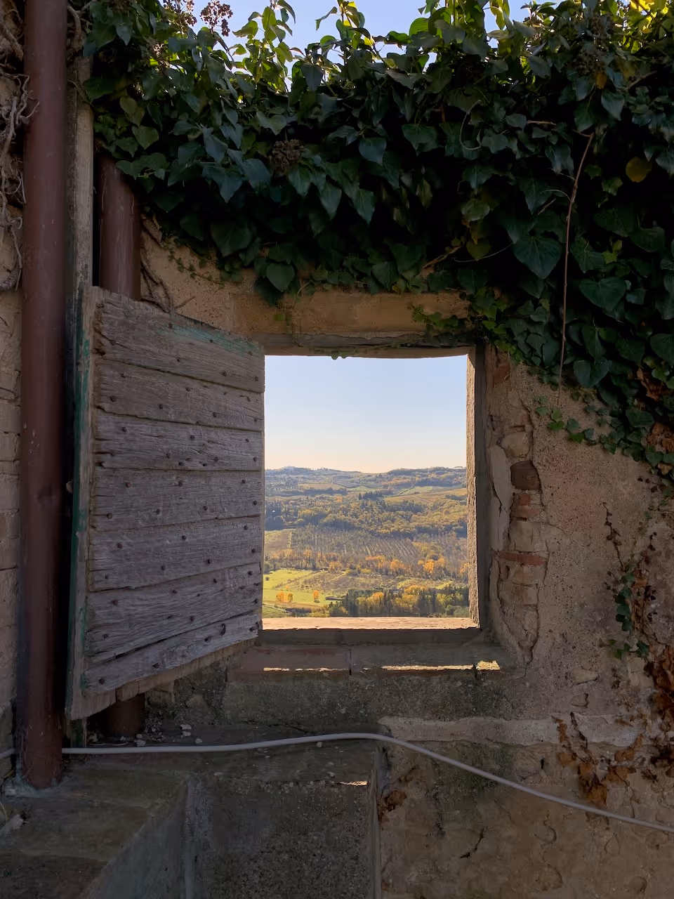 Window to the Tuscan valley