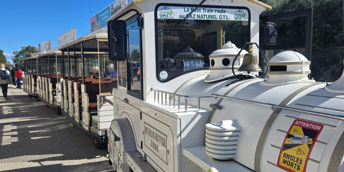 Balade à bord du petit train de Béziers