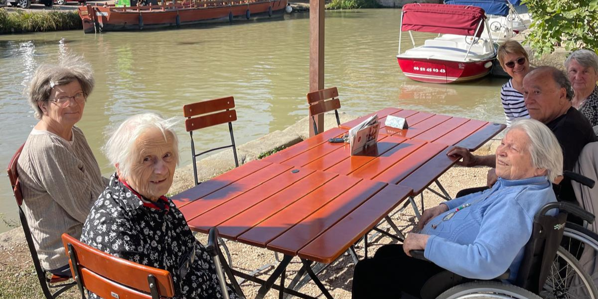 Douceur et ciel bleu au Somail