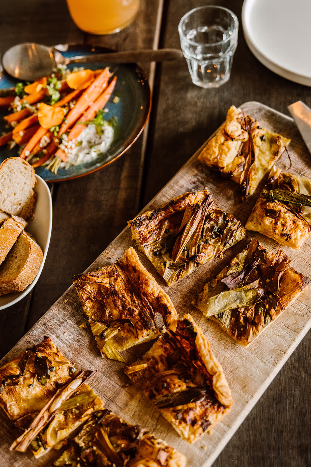 Werfplaats met yoga matjes